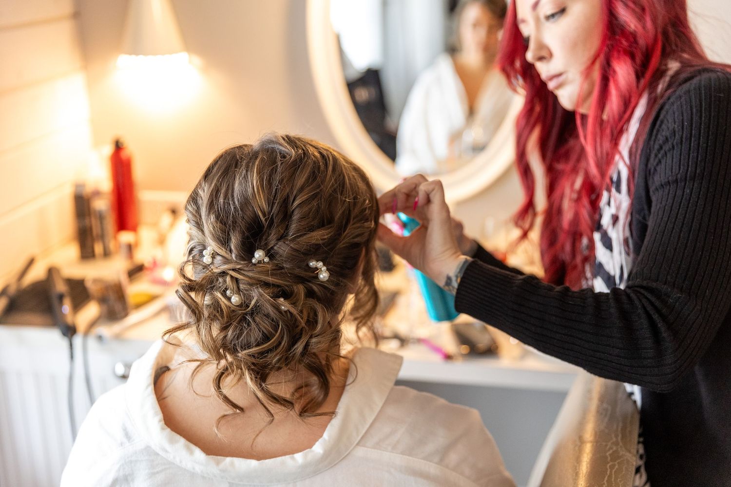 Wedding Photographer, Elopement Specialist, Engagement Photos, Natural Backgrounds, Candid Moments