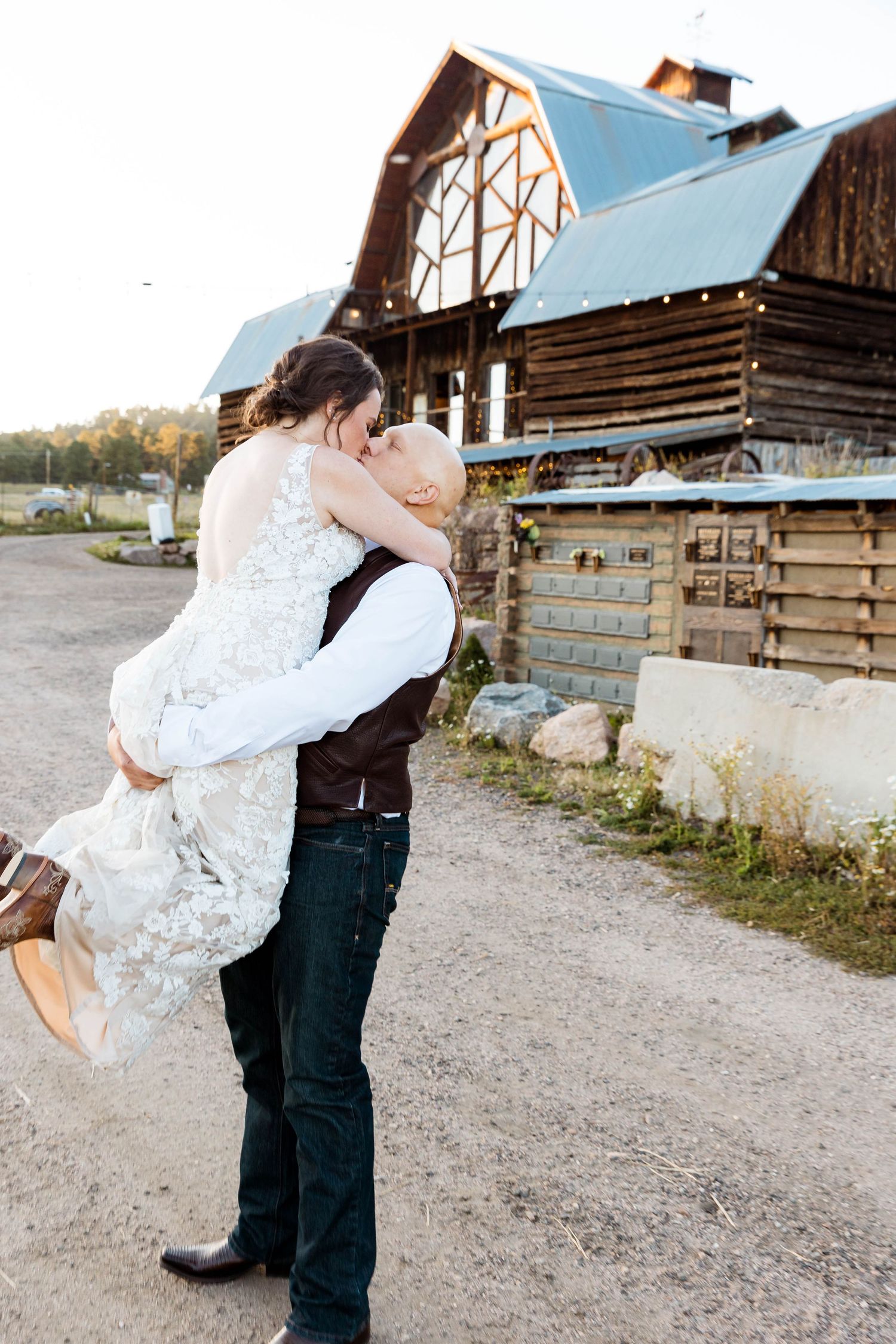 The Barn at Evergreen Memorial Park Wedding Photographer, Colorado Wedding Photographer, Evergreen Photographer