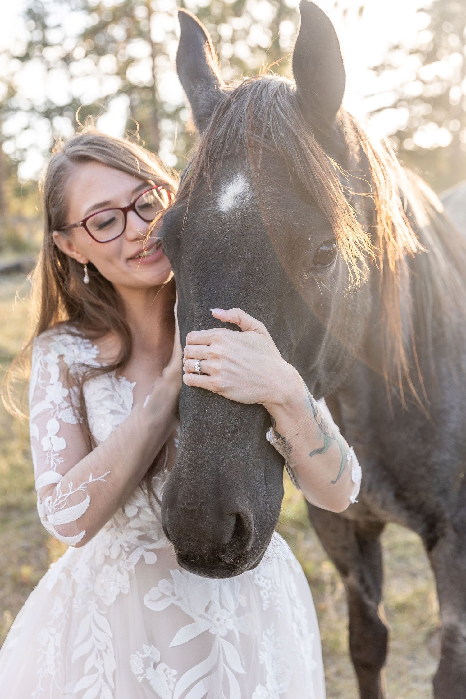 mountain wedding, rustic wedding, Colorado wedding, Sundance Trail Guest Ranch, Red Feather wedding, sunset wedding phot
