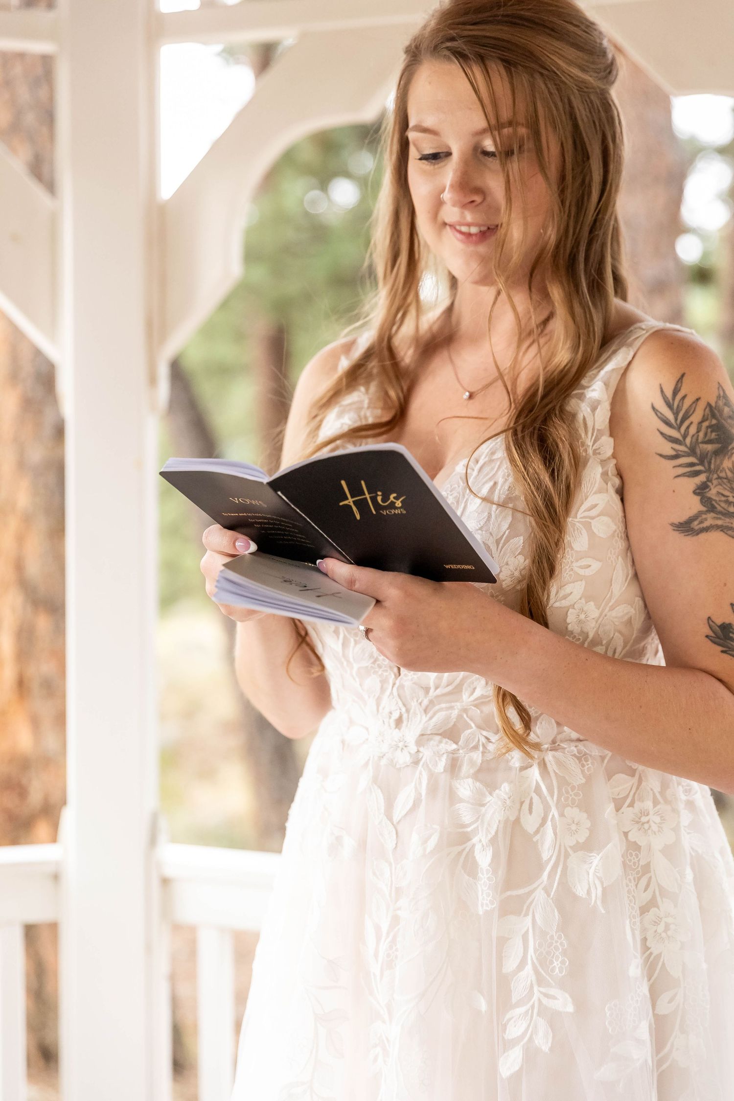 Colorado wedding photographer, Candid wedding photography Colorado, Della Terra Wedding Photographer, Mountain elopement