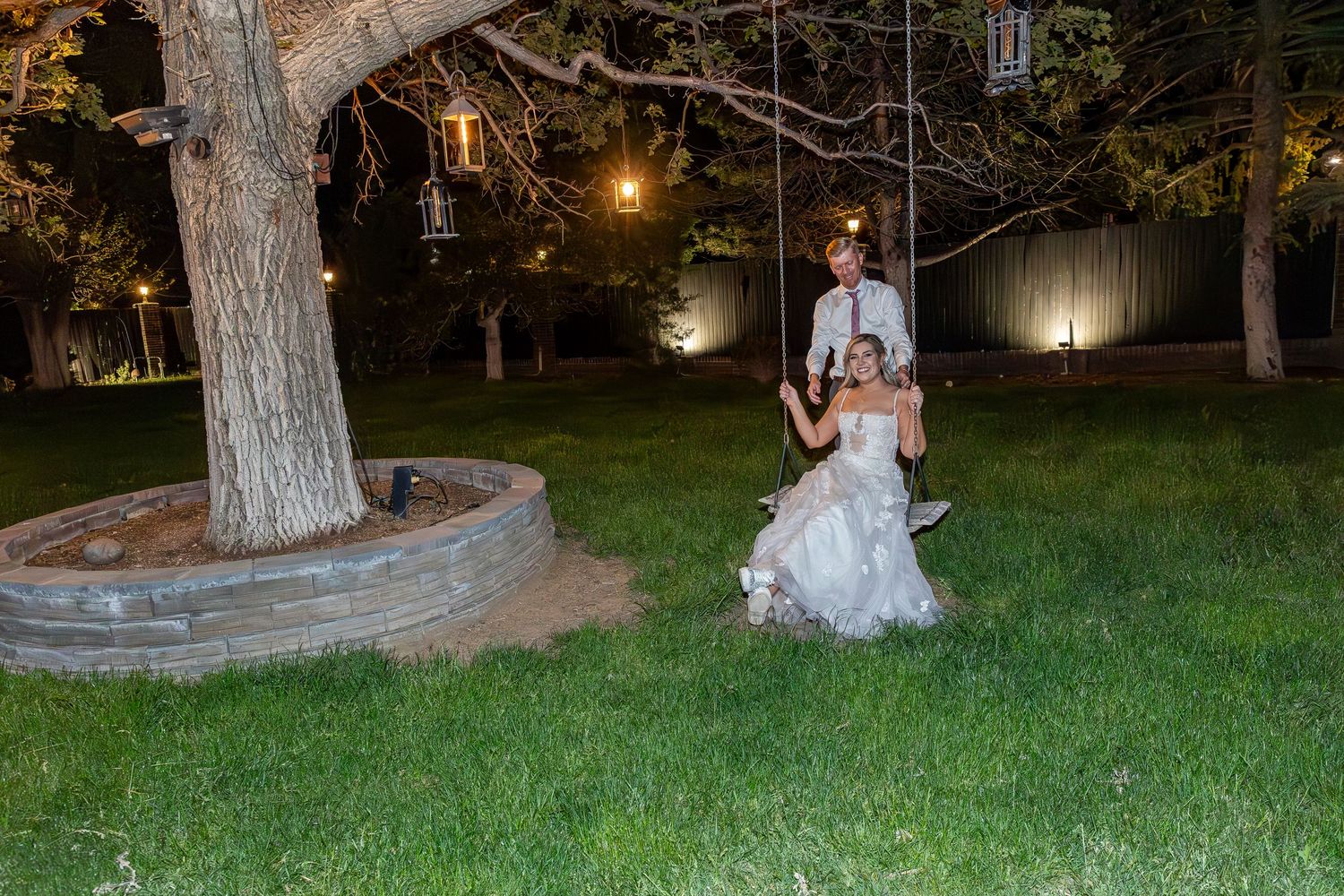 Colorado luxury wedding photographer, true-to-color wedding photography Colorado, high-end wedding photographer