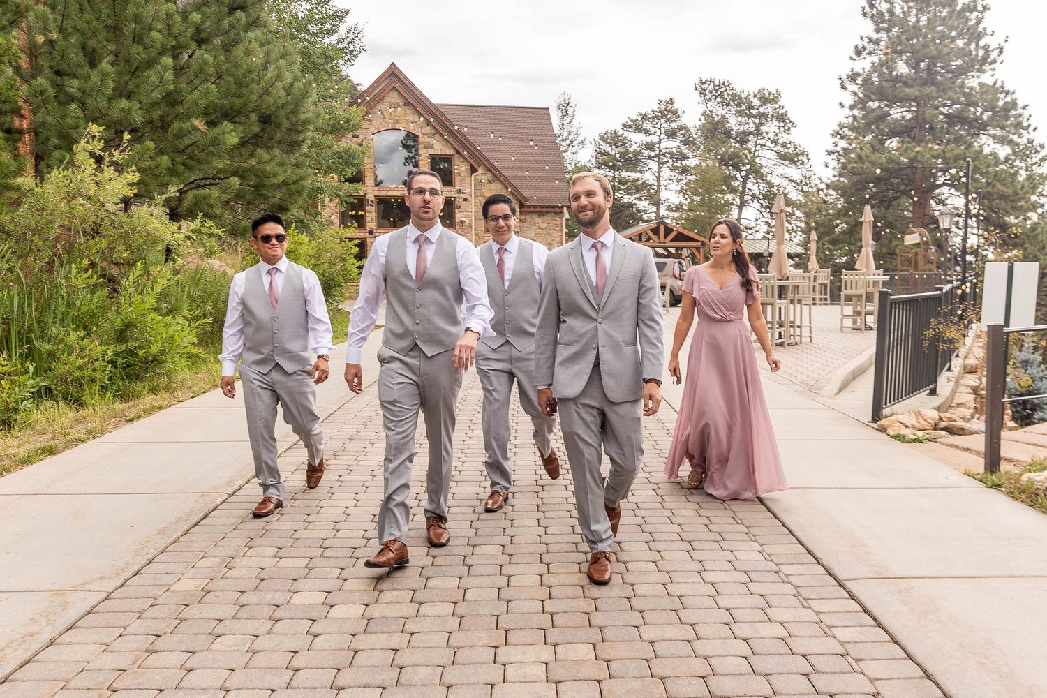 Colorado wedding photographer, Candid wedding photography Colorado, Della Terra Wedding Photographer, Mountain elopement