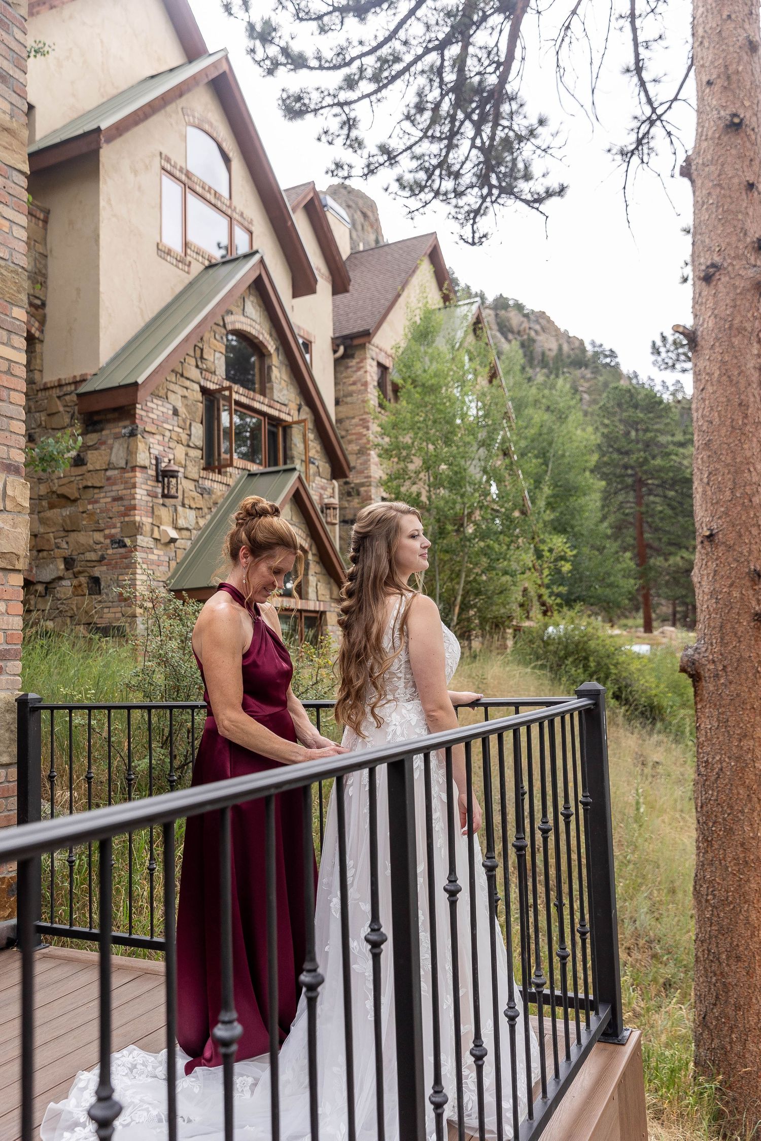 Colorado wedding photographer, Candid wedding photography Colorado, Della Terra Wedding Photographer, Mountain elopement