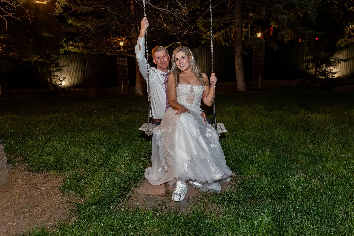 Colorado luxury wedding photographer, true-to-color wedding photography Colorado, high-end wedding photographer