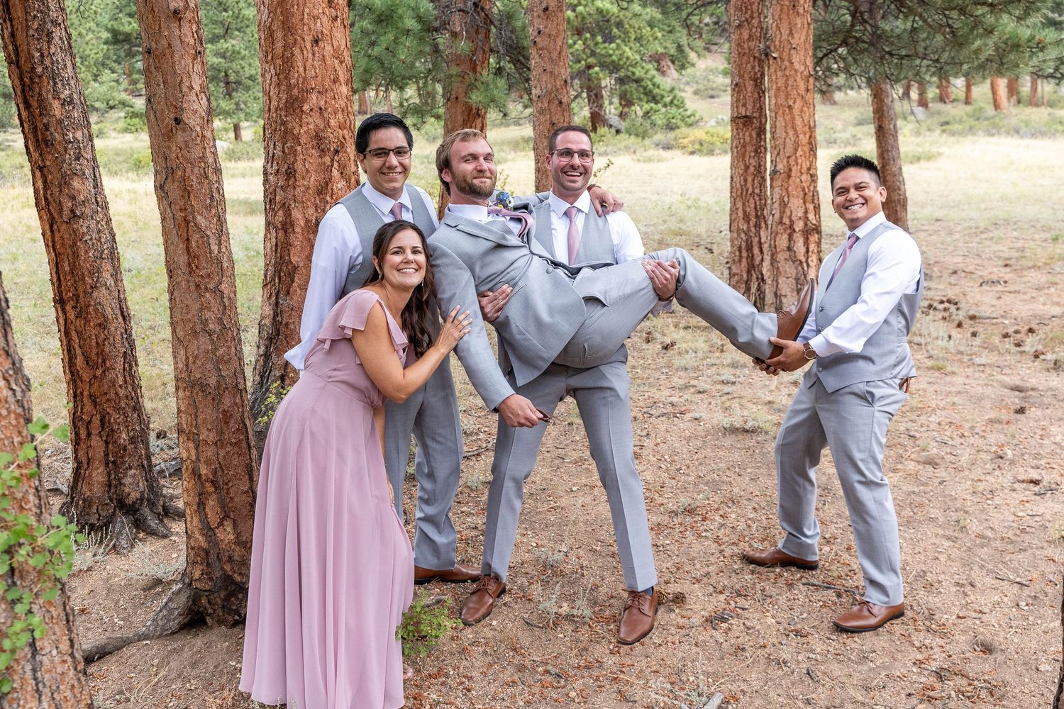 Colorado wedding photographer, Candid wedding photography Colorado, Della Terra Wedding Photographer, Mountain elopement