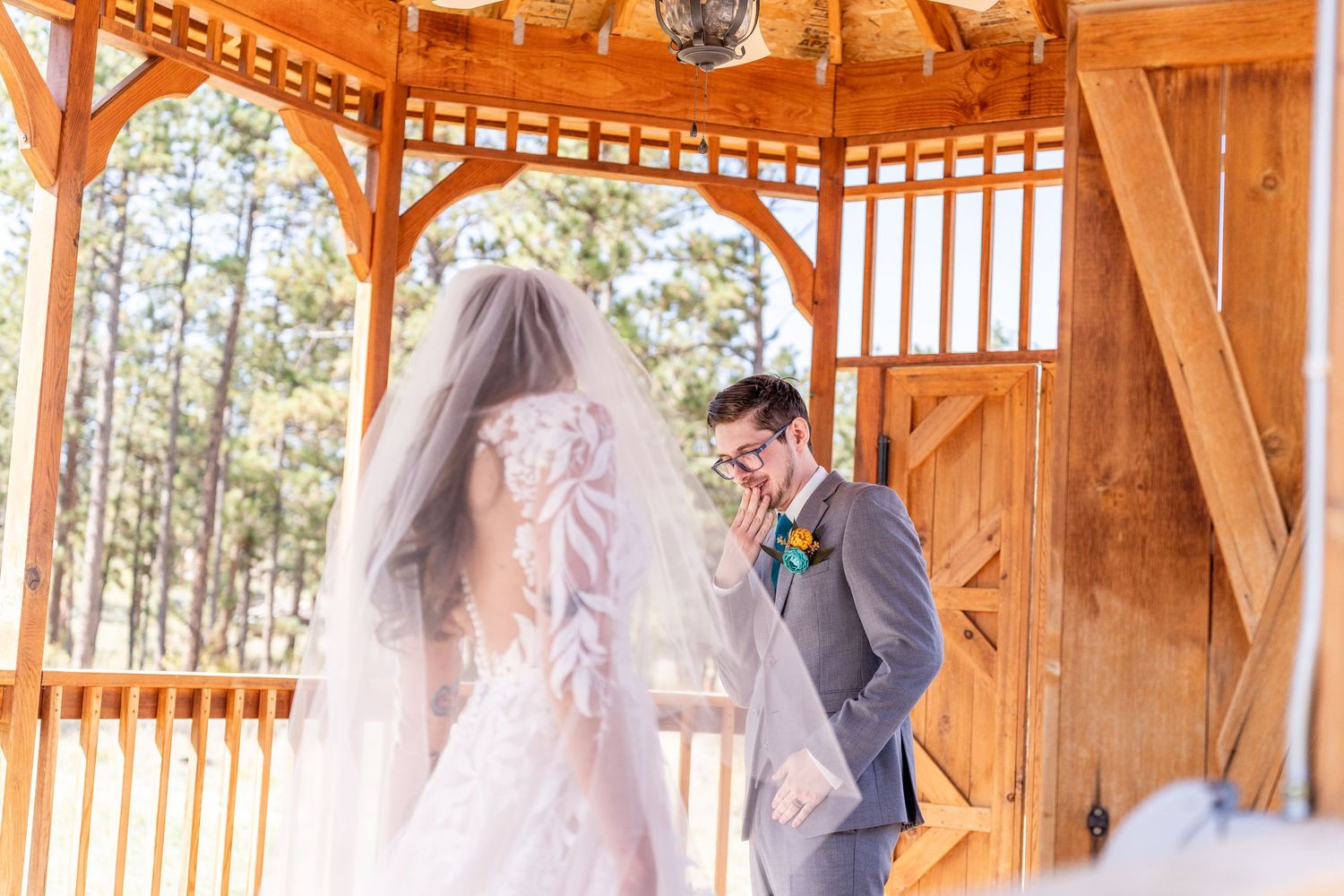 mountain wedding, rustic wedding, Colorado wedding, Sundance Trail Guest Ranch, Red Feather wedding, sunset wedding phot
