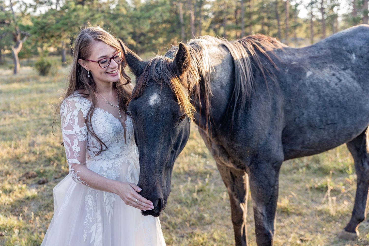 mountain wedding, rustic wedding, Colorado wedding, Sundance Trail Guest Ranch, Red Feather wedding, sunset wedding phot