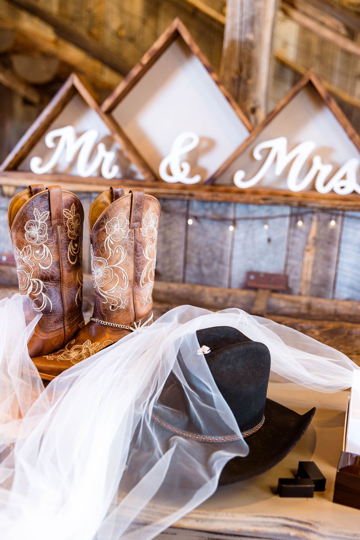 The Barn at Evergreen Memorial Park Wedding Photographer, Colorado Wedding Photographer, Evergreen Photographer