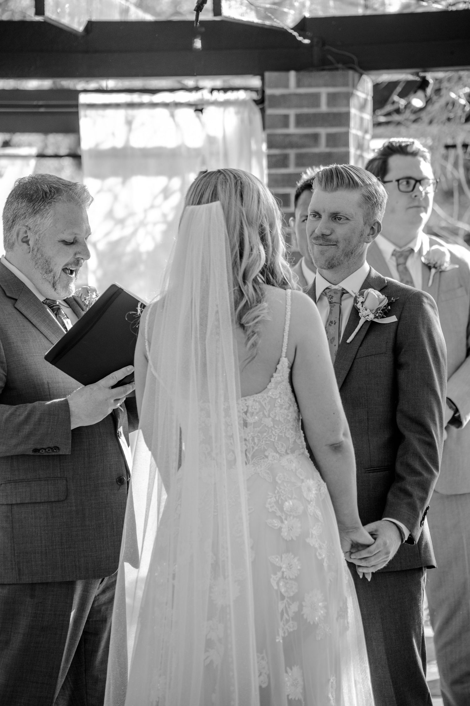 Colorado luxury wedding photographer, true-to-color wedding photography Colorado, high-end wedding photographer