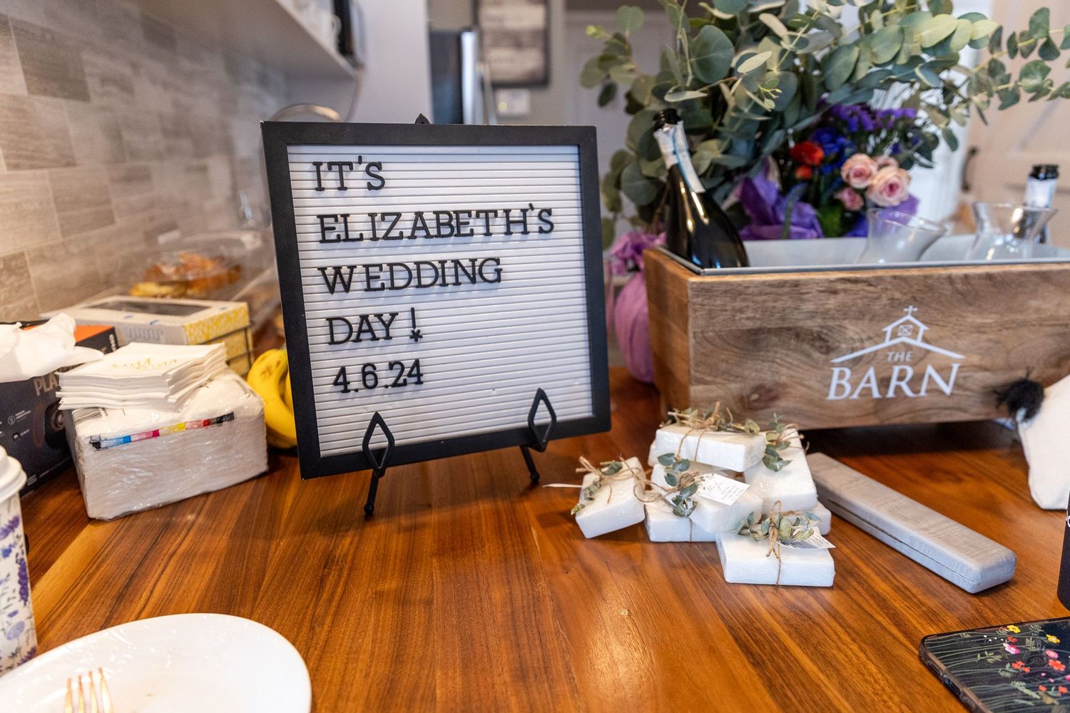 Wedding Photographer, Elopement Specialist, Engagement Photos, Natural Backgrounds, Candid Moments