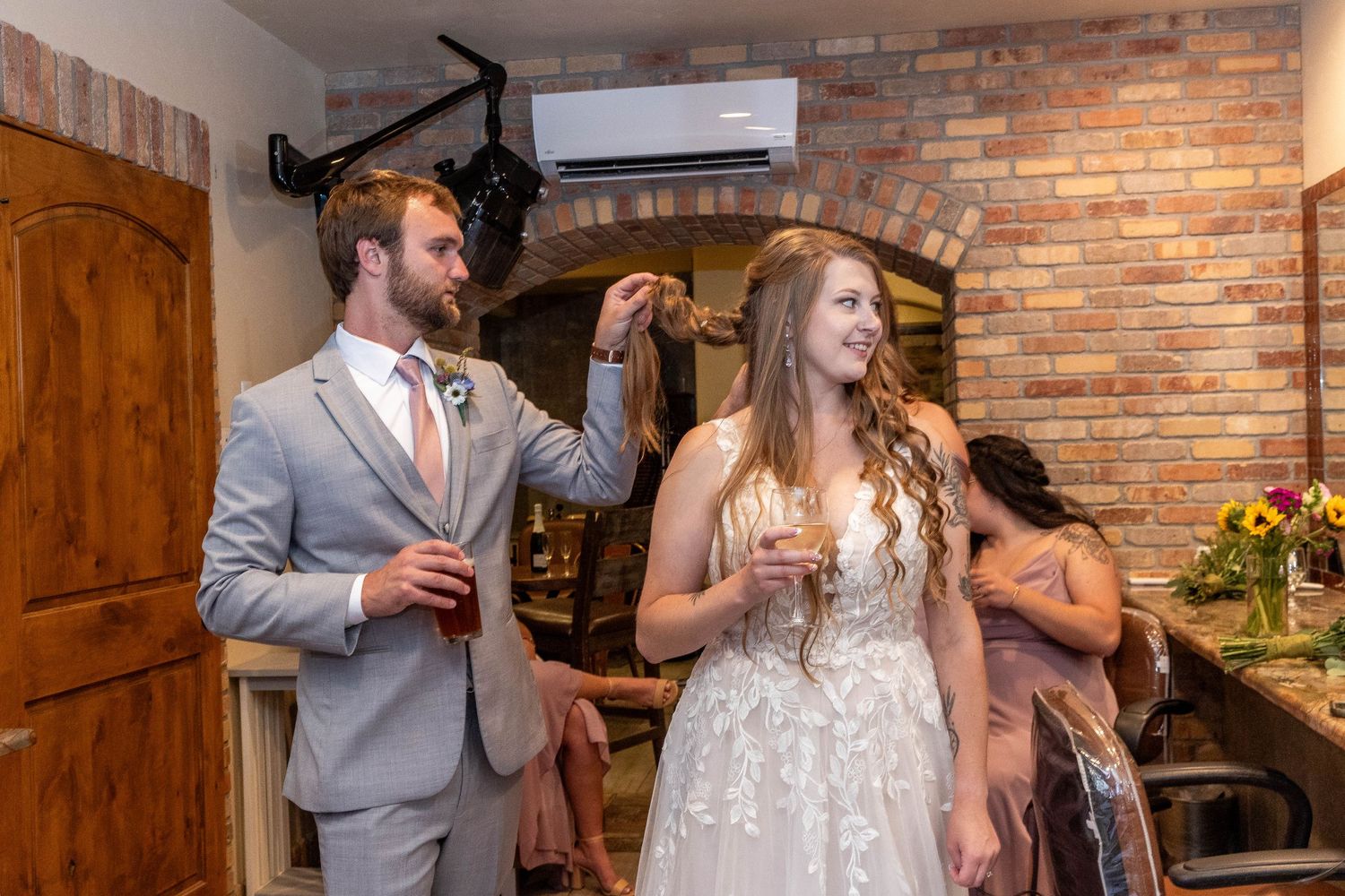 Colorado wedding photographer, Candid wedding photography Colorado, Della Terra Wedding Photographer, Mountain elopement