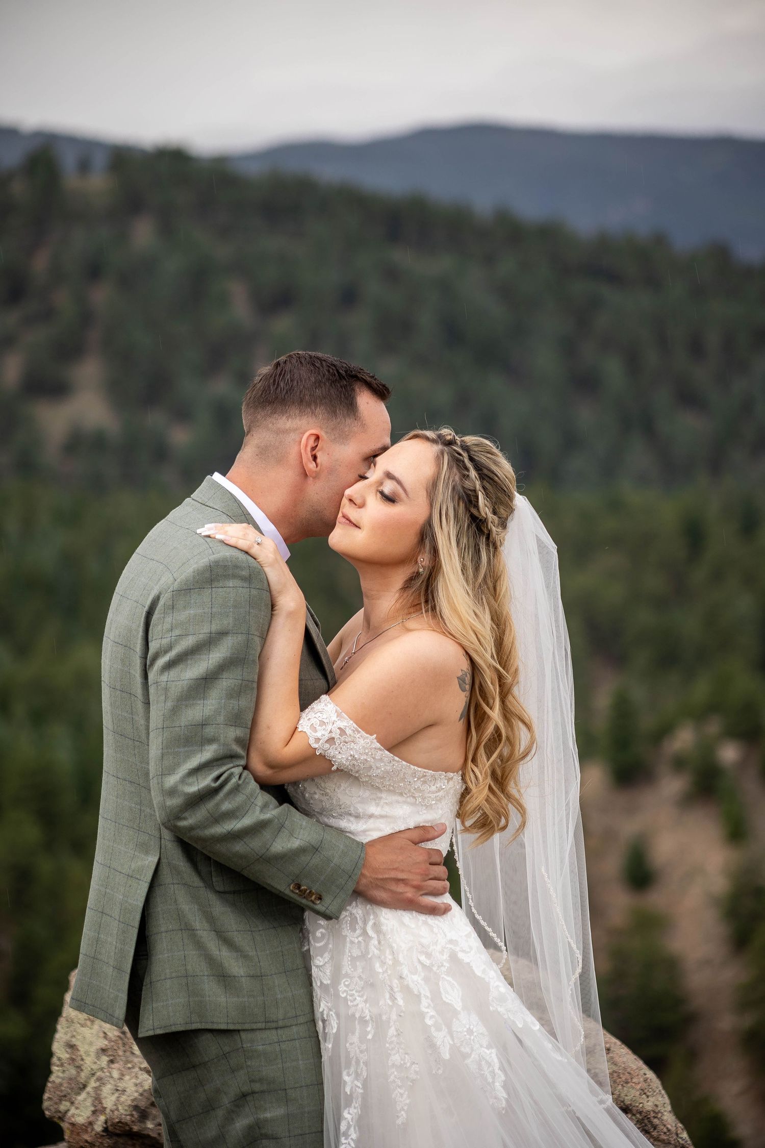 Colorado Wedding Photographer, Rocky Mountain National Park Photographer, Estes Park Wedding Photographer, Loveland Wedding Photographer
