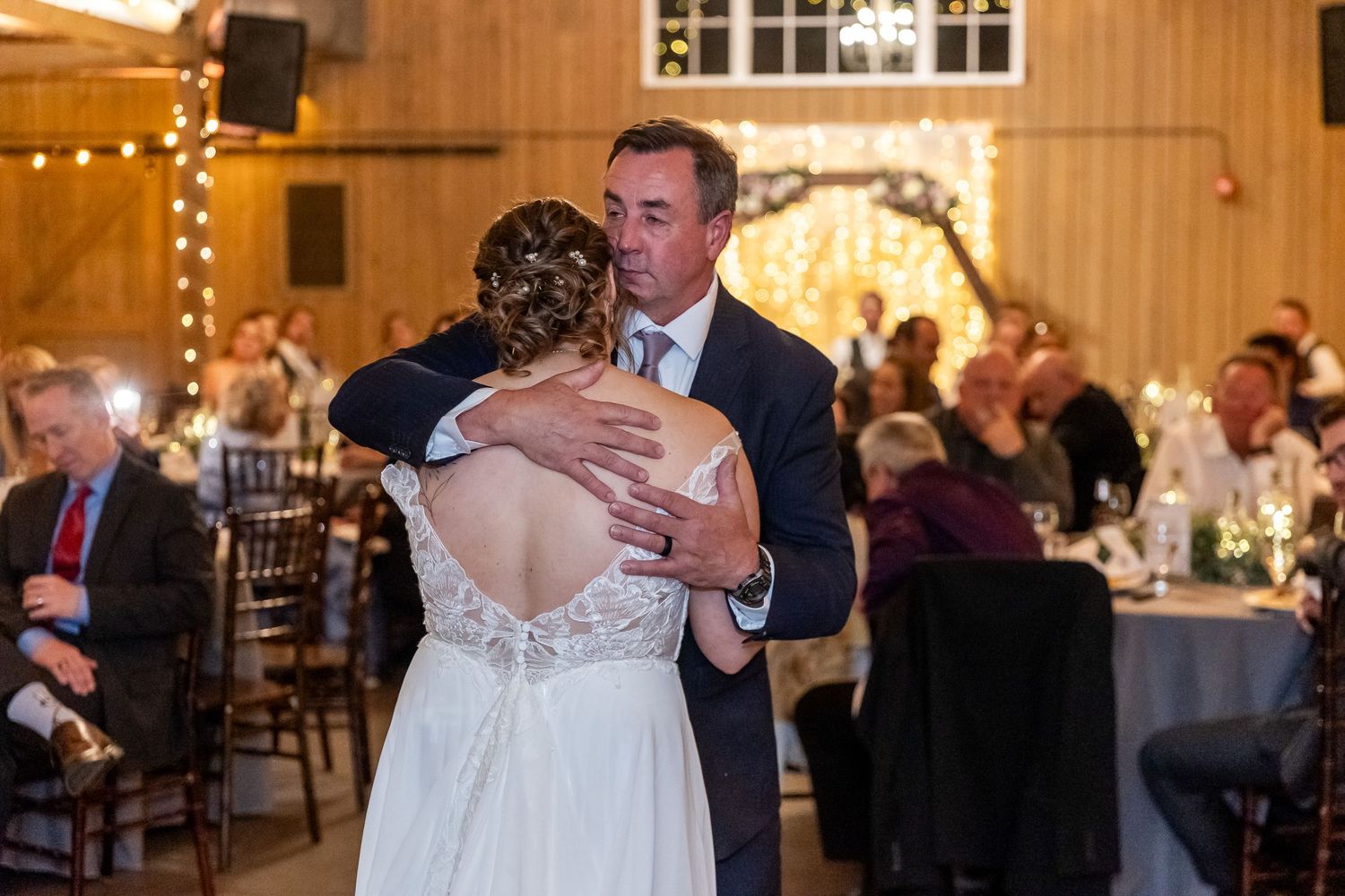 Wedding Photographer, Elopement Specialist, Engagement Photos, Natural Backgrounds, Candid Moments