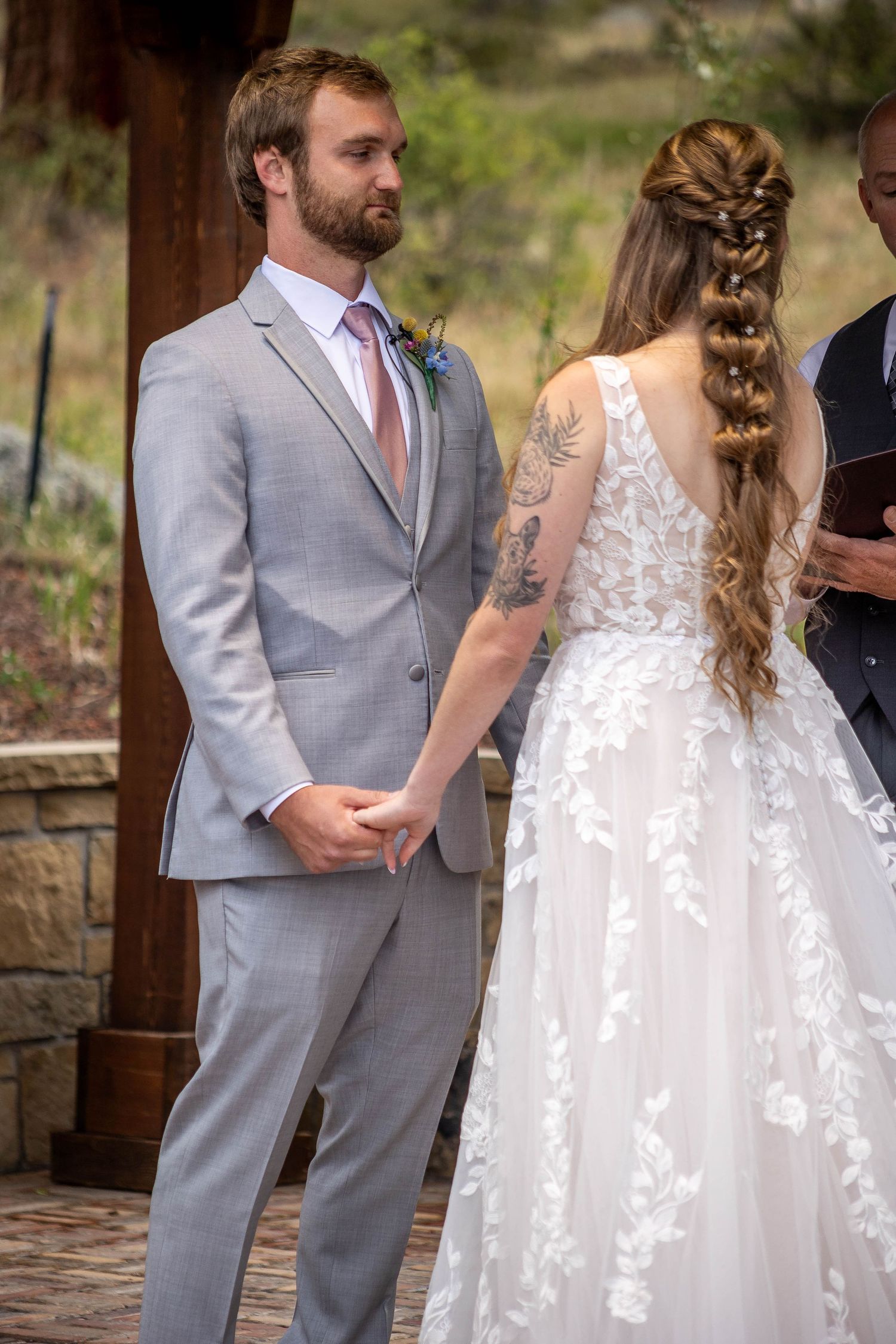 Colorado wedding photographer, Candid wedding photography Colorado, Della Terra Wedding Photographer, Mountain elopement