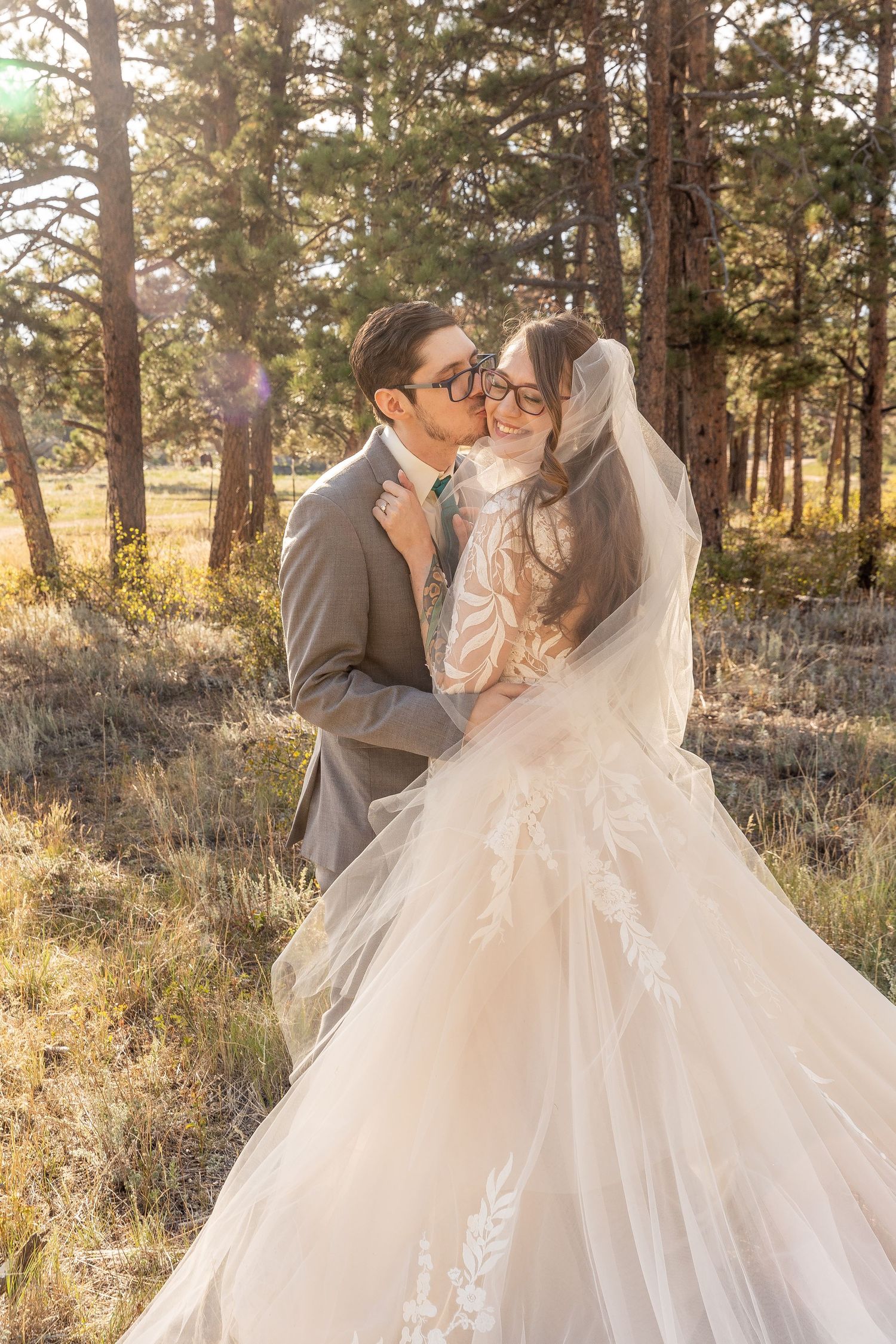 mountain wedding, rustic wedding, Colorado wedding, Sundance Trail Guest Ranch, Red Feather wedding, sunset wedding phot