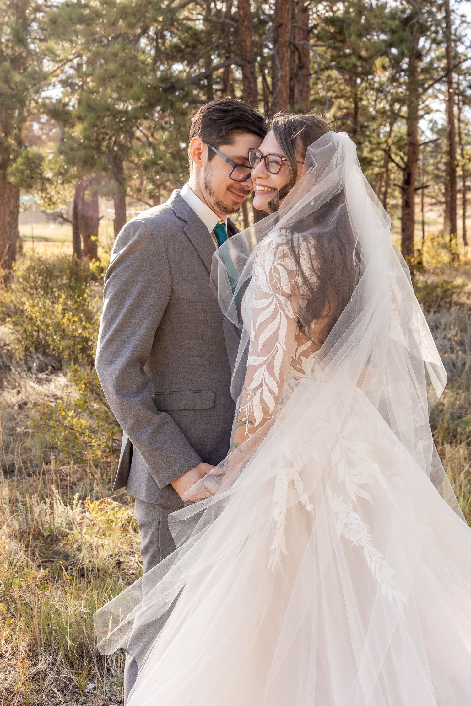 mountain wedding, rustic wedding, Colorado wedding, Sundance Trail Guest Ranch, Red Feather wedding, sunset wedding phot