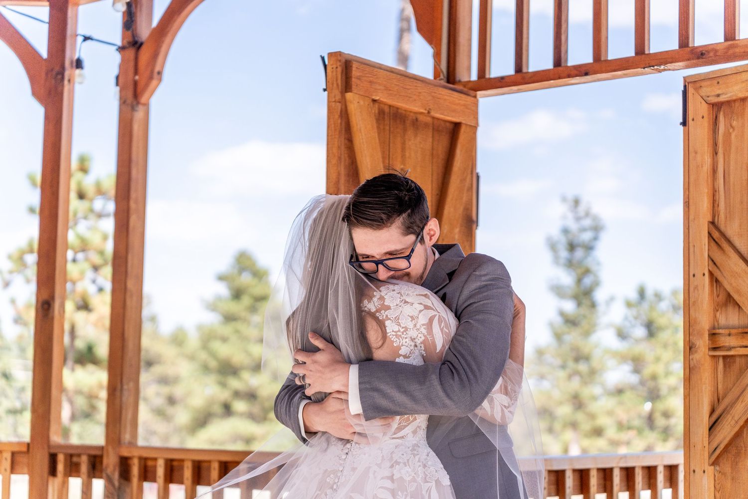 mountain wedding, rustic wedding, Colorado wedding, Sundance Trail Guest Ranch, Red Feather wedding, sunset wedding phot