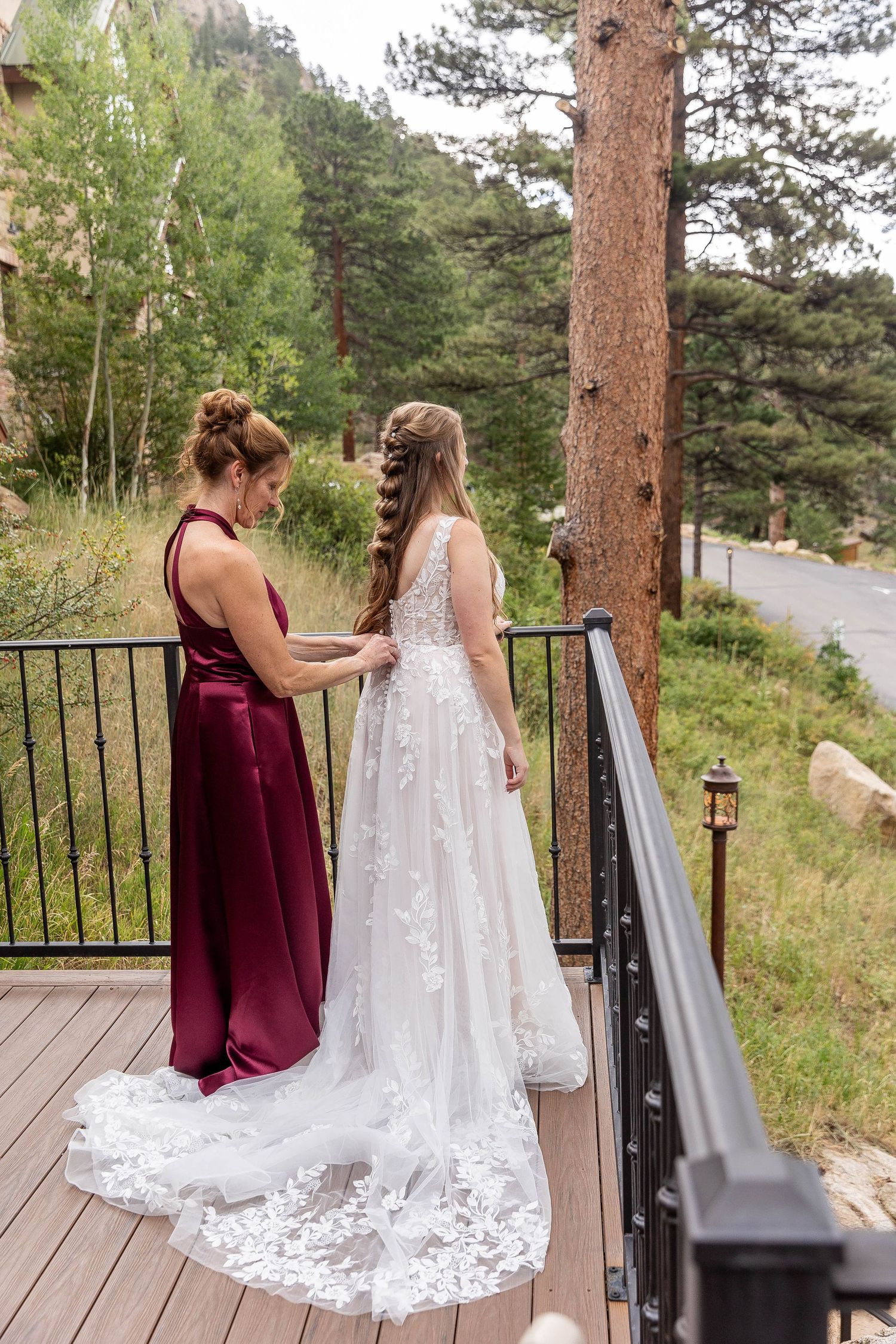 Colorado wedding photographer, Candid wedding photography Colorado, Della Terra Wedding Photographer, Mountain elopement