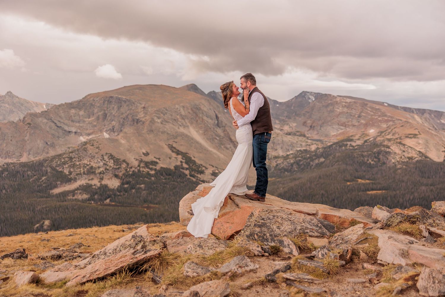 Rocky Mountain National Park photographer, RMNP elopement photographer, RMNP engagement, Rocky Mountain National Park elopement locations