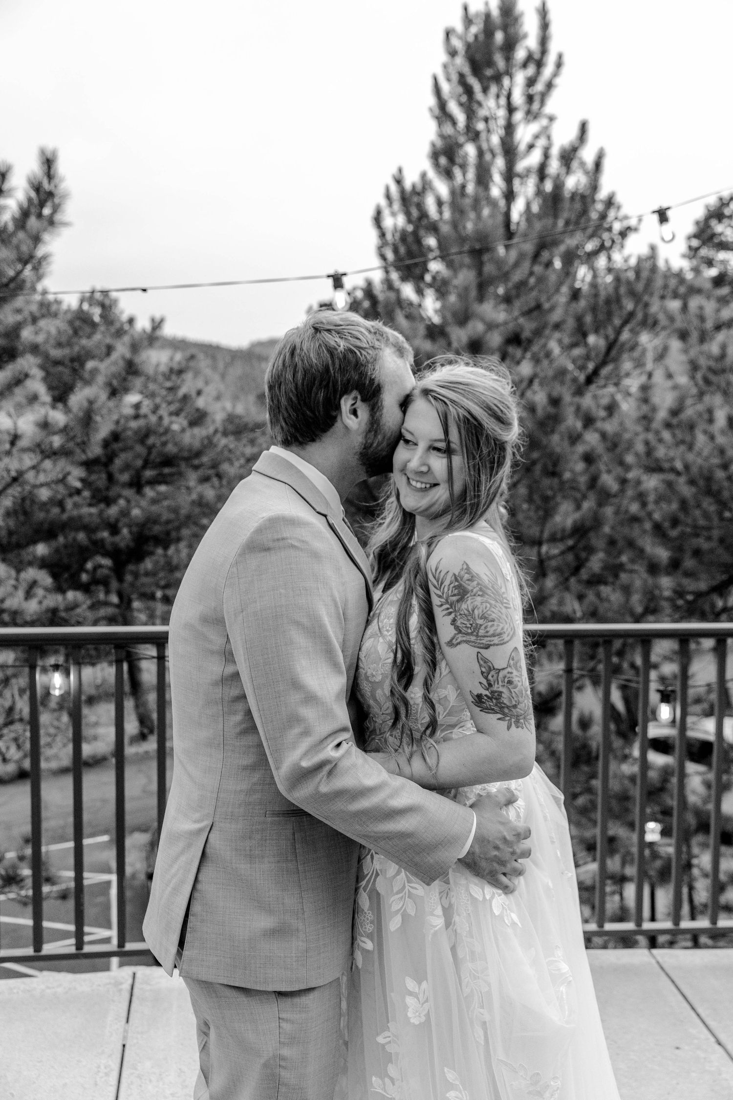 Colorado wedding photographer, Candid wedding photography Colorado, Della Terra Wedding Photographer, Mountain elopement