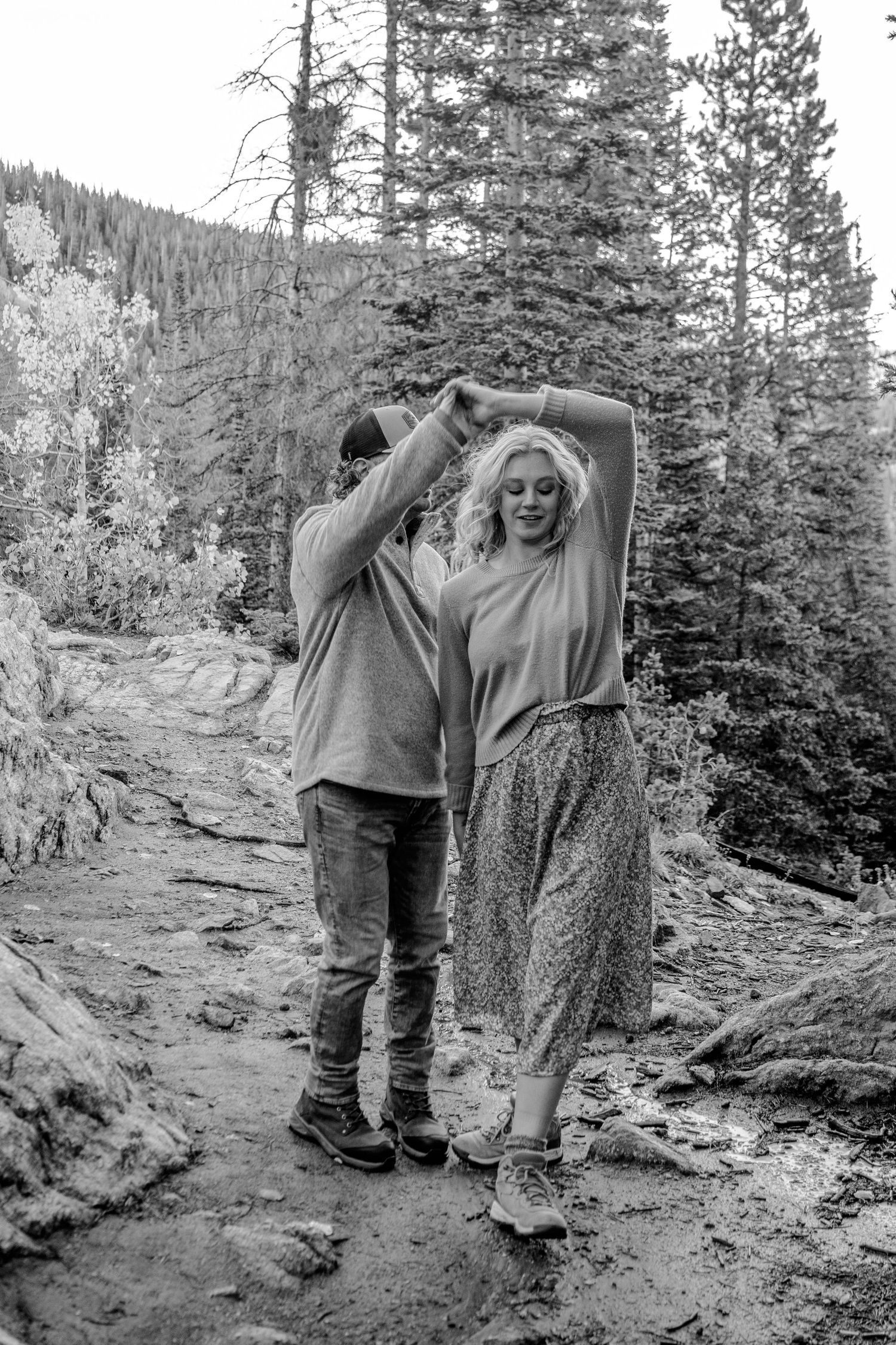Autumn in Rocky Mountain National Park, Fall Photoshoot, Affordable Engagement Photographer, Expert Wedding Photographer