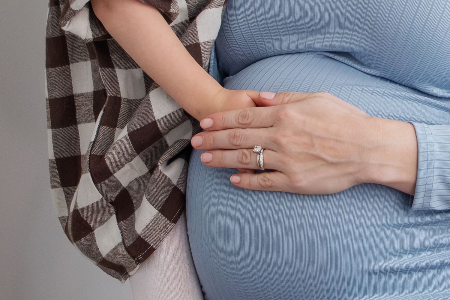 Ally Meyer Photography Maternity