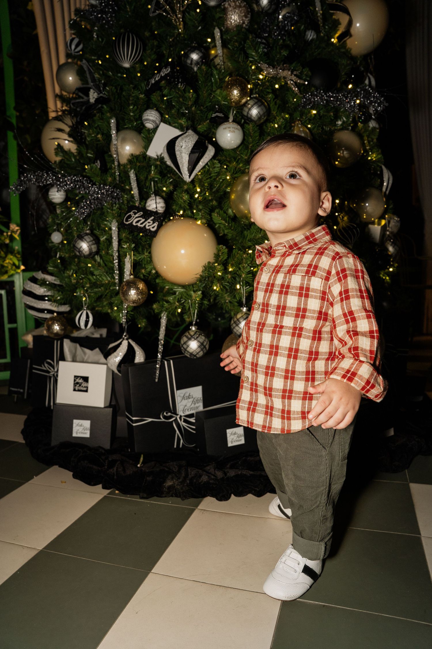Hotel Bardo Event Photography. Saks Fifth holiday.