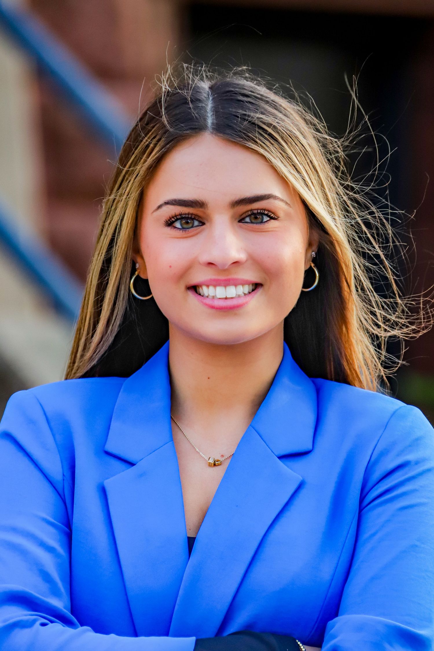 Client smiling during a brand photography session with Morgan of Silver Lining Marketing in Southern Minnesota