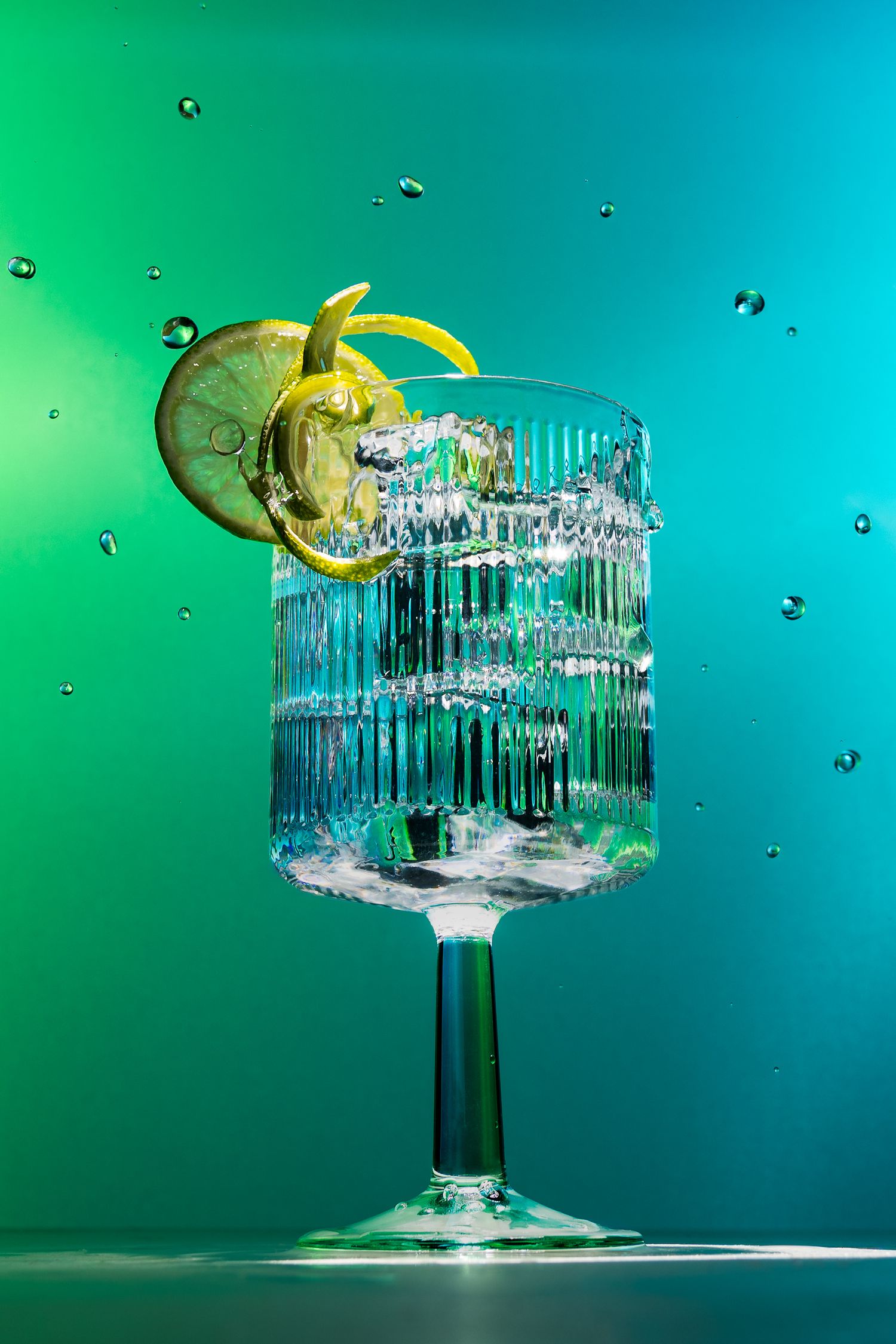 Art directive, colour grading, montreal, photography, photographer, conceptual, art directive, product, commercial