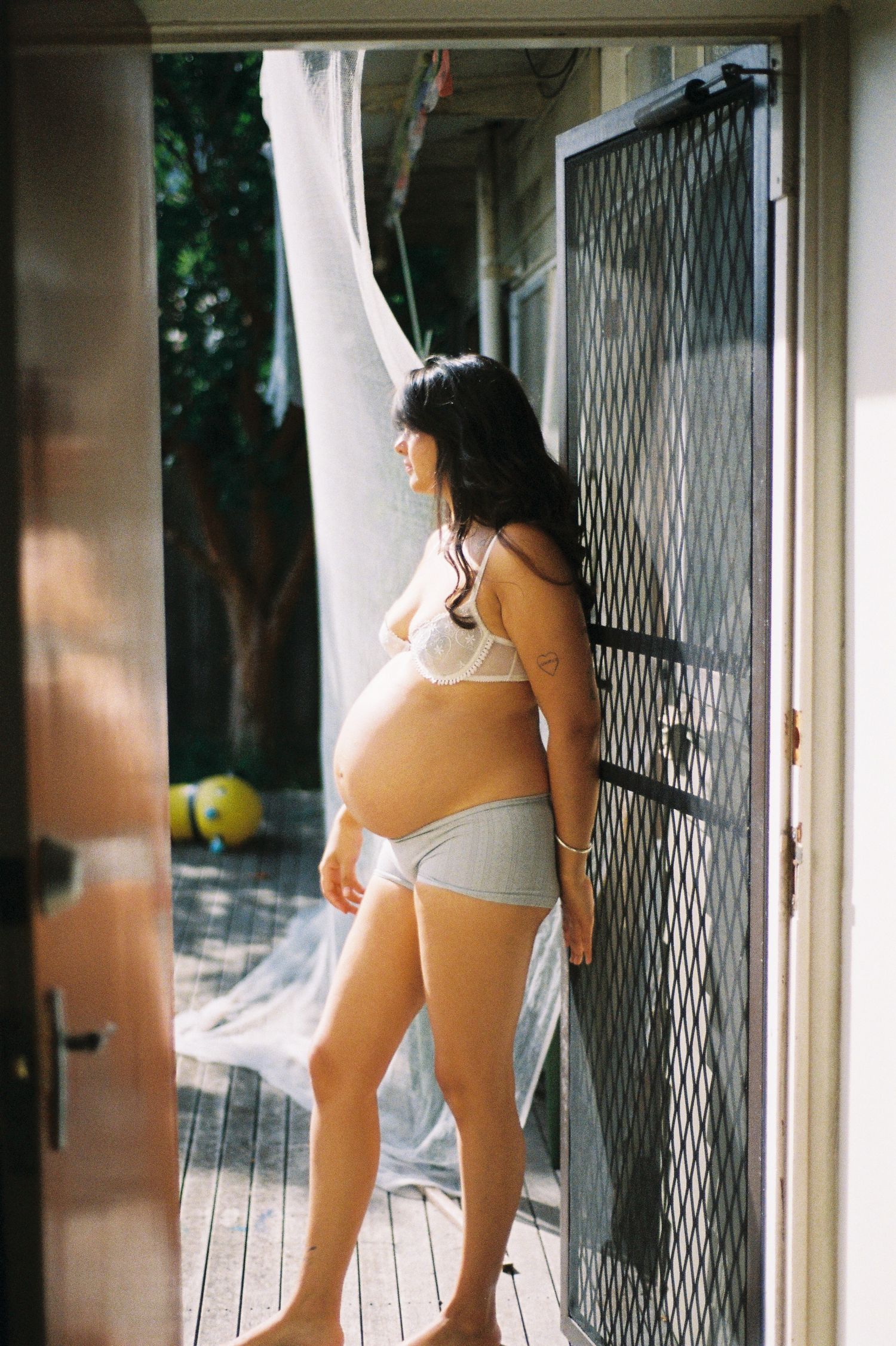 Maternity session in underwear Bayside Melbourne.