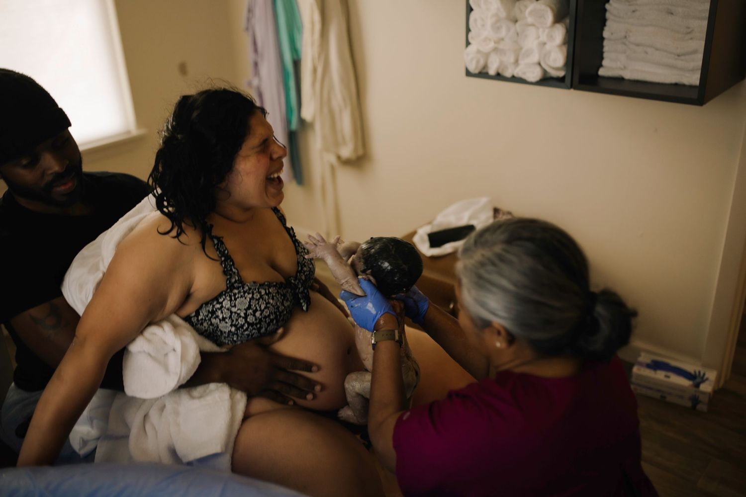 Intimate birth moment pushing