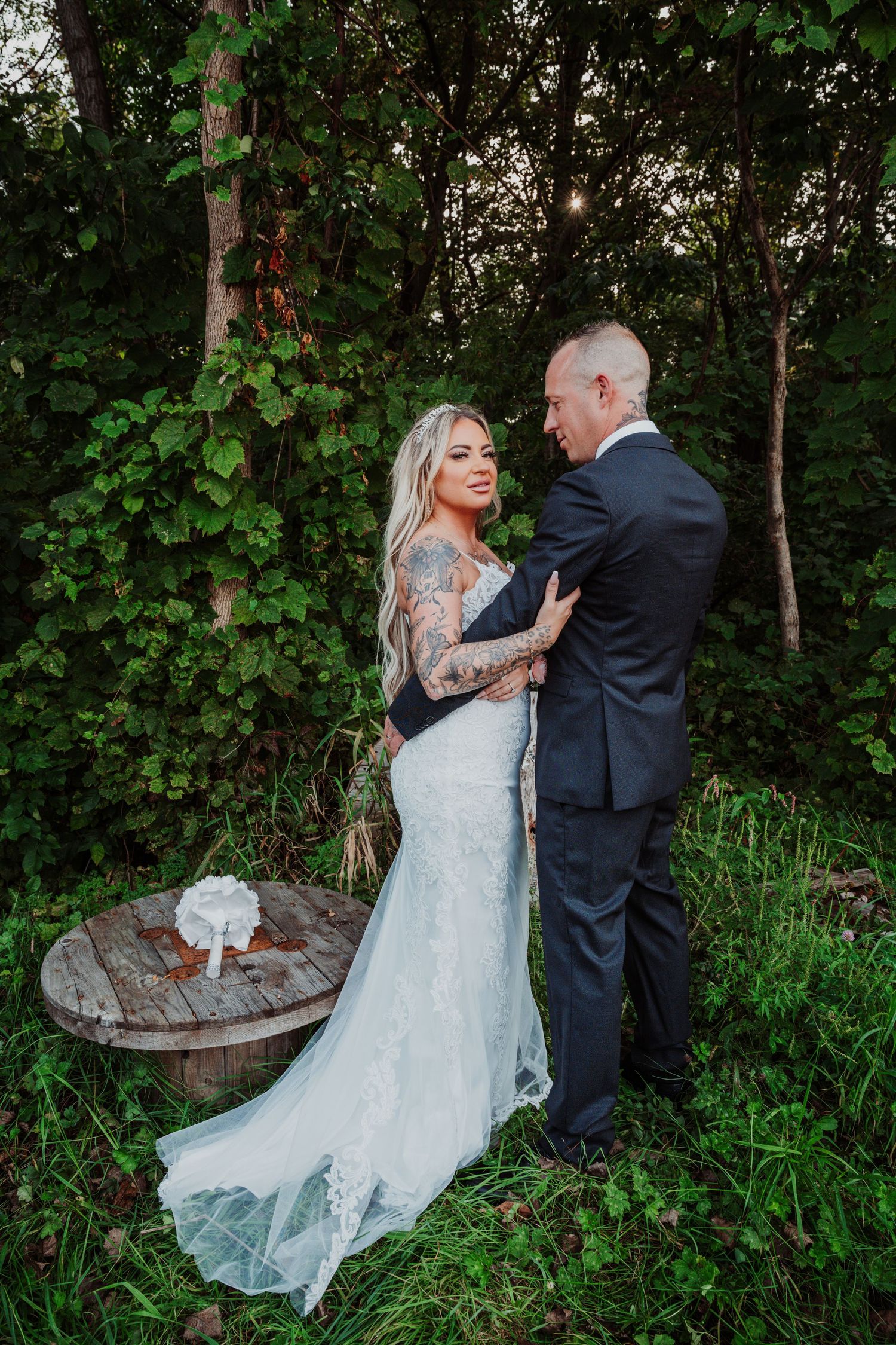 couple a un mariage a st-sulpice