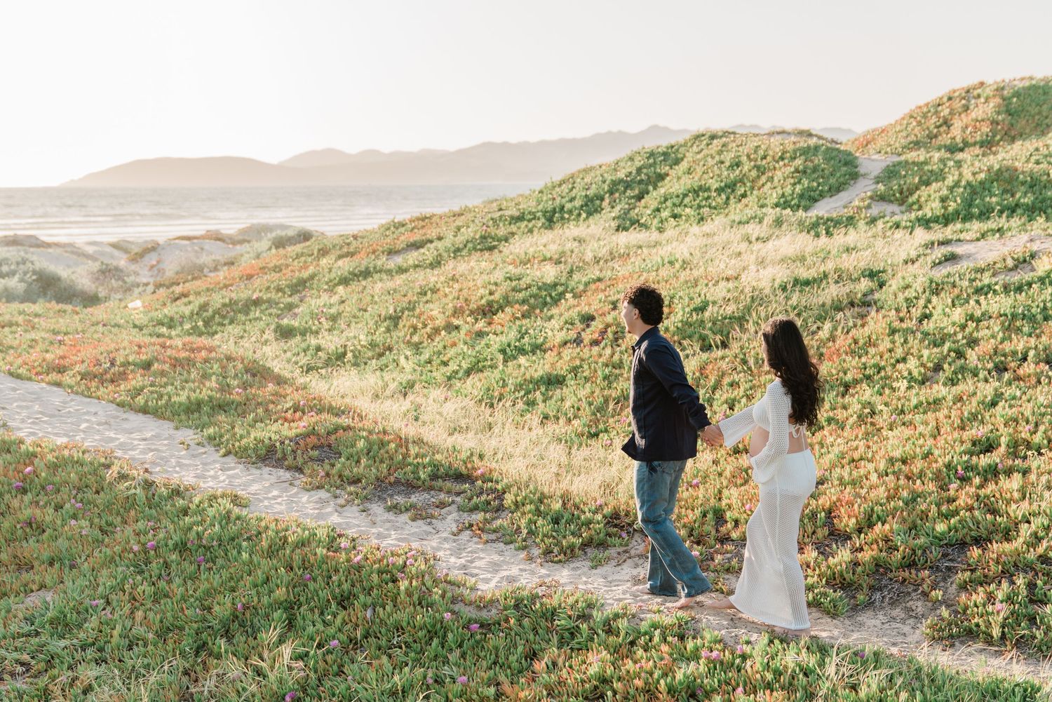 slo family photographer | Pismo Beach family photos | Monarch butterfly grove maternity photos | Felisha connolly photography