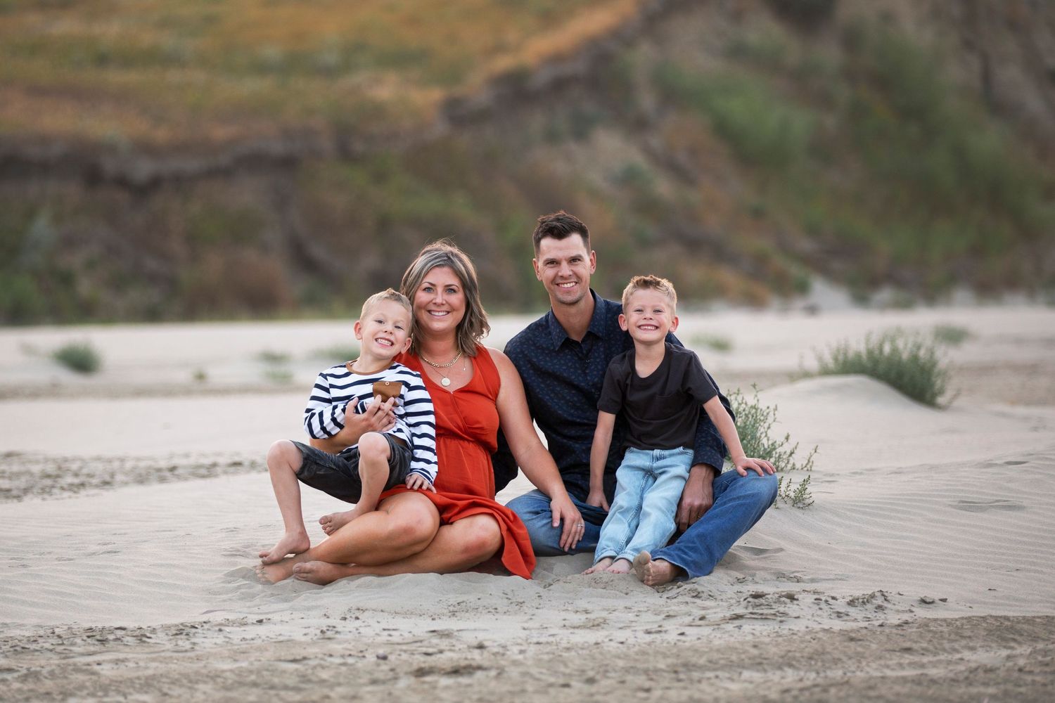 beach photographer, life captured, candid moments, childhood memories, childhood photographer, candid photographer, family photographer