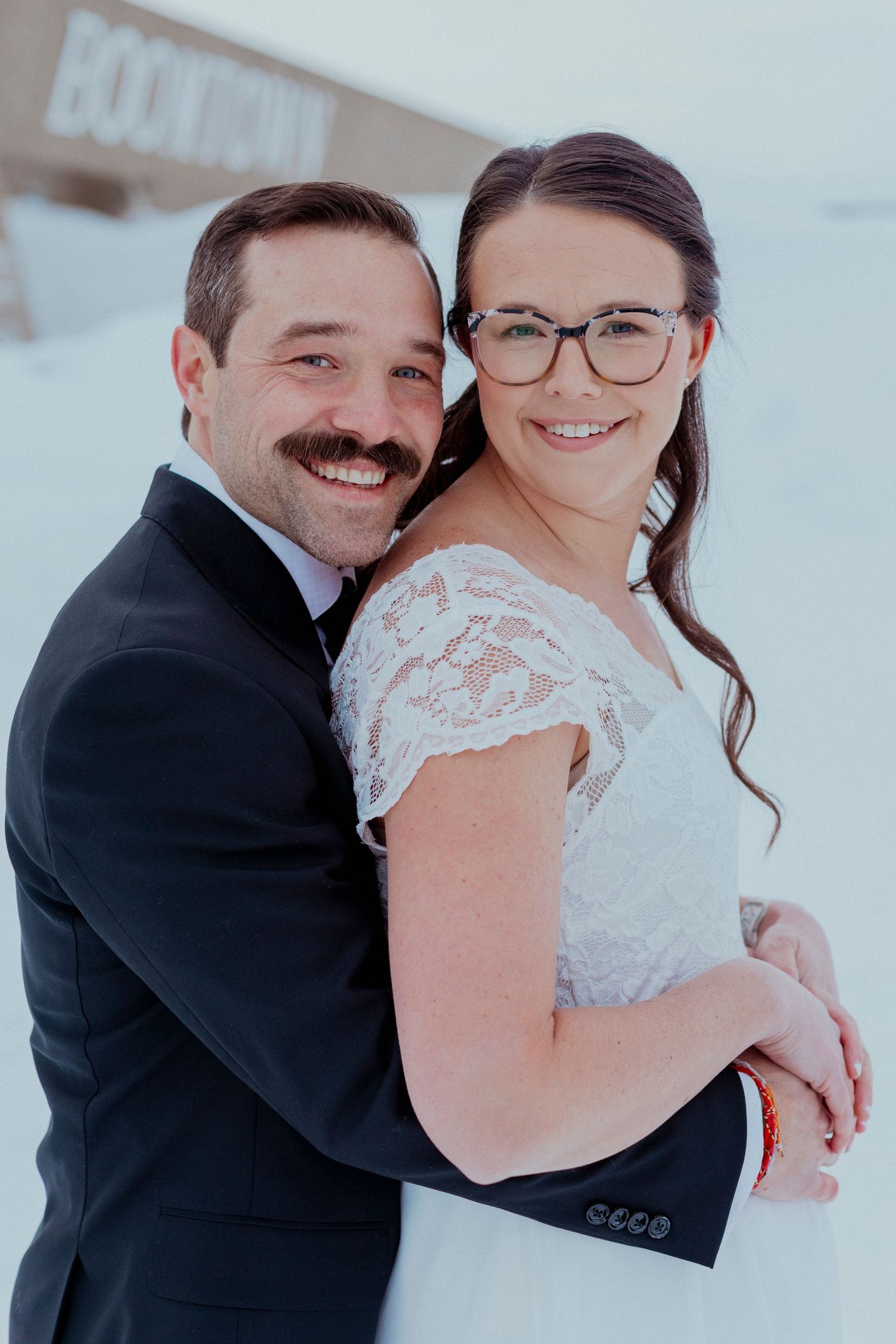 wedding photography, wedding portraits, portrait photographer, yxe photo, winter wedding photography, couple photography, wedding couple