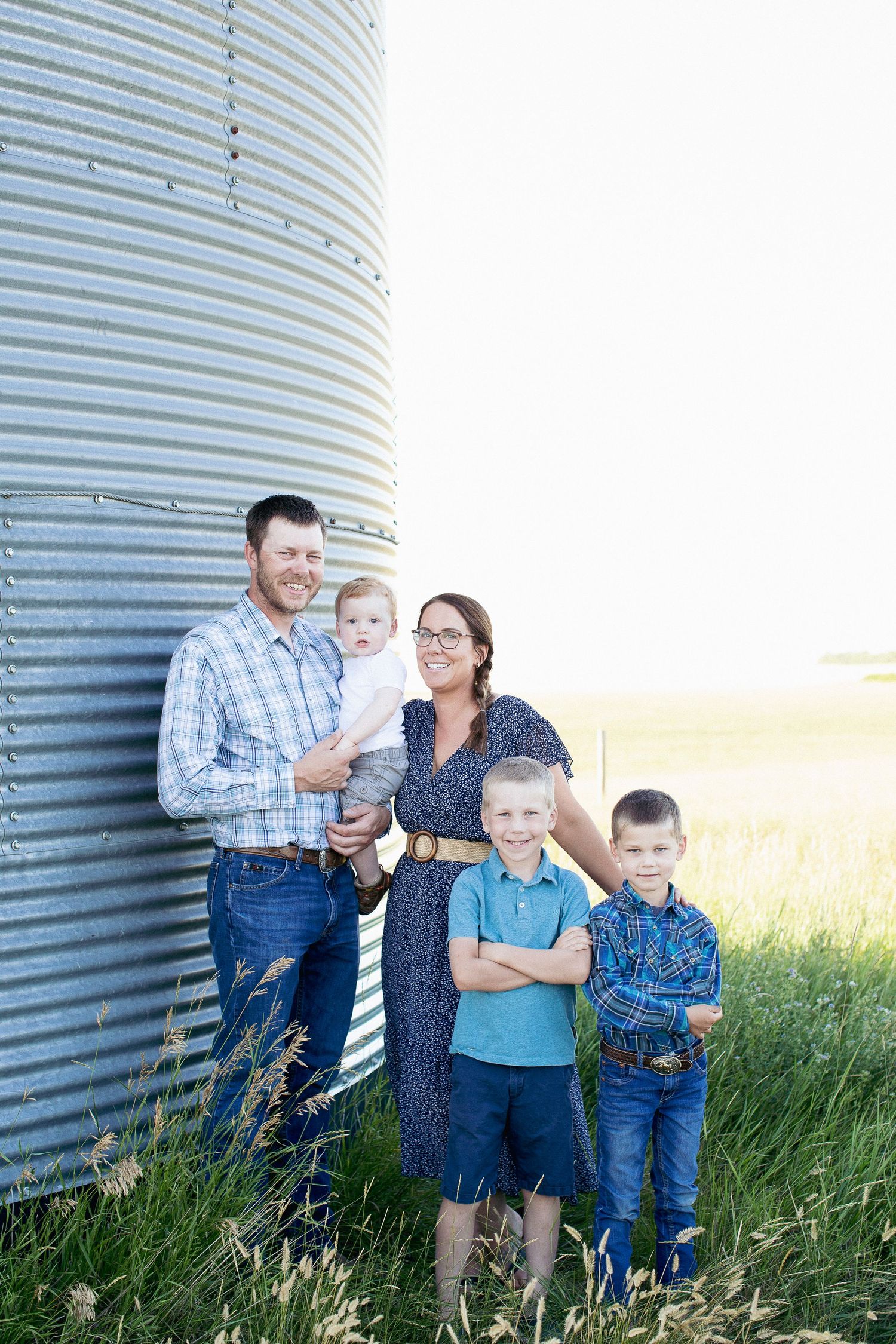 family photographer, family portraits, family memories, life captured, prairie photographer, rural photographer