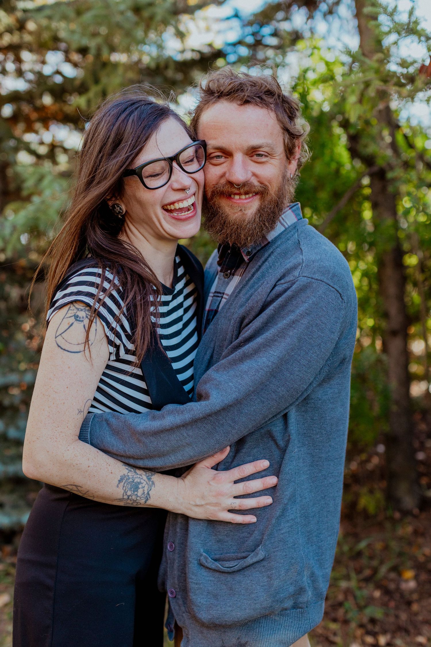 couple photographer, Fall photographer, couple moments, tender moments, love, candid photographer