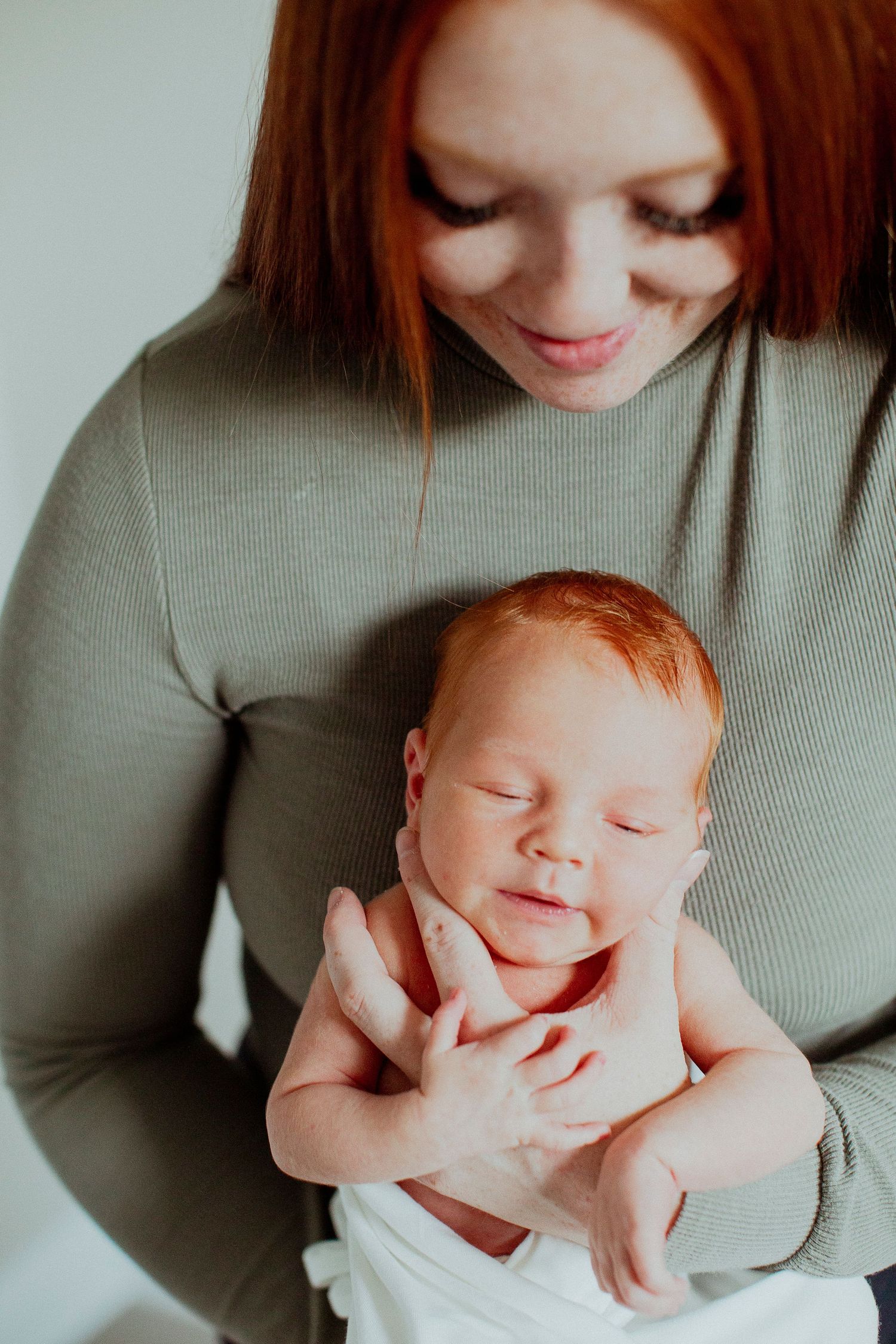 newborn photographer, baby photographer, family photographer, baby girl, life captured, milestone photographer, candid moments, sask photos