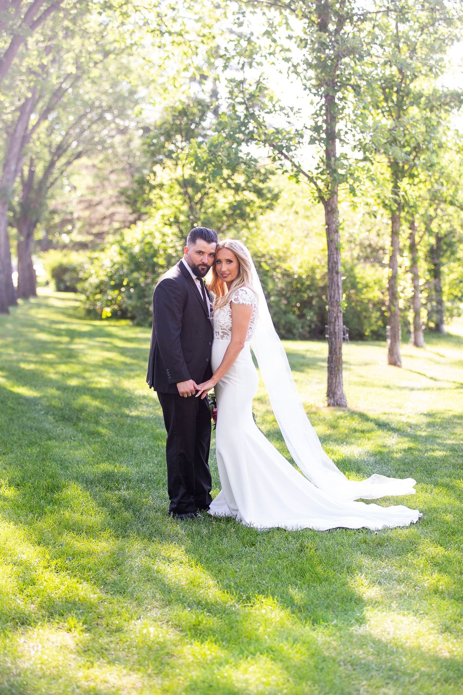 wedding photography, wedding portraits, portrait photographer, yqr photo, summer wedding photography, couple photography, wedding couple