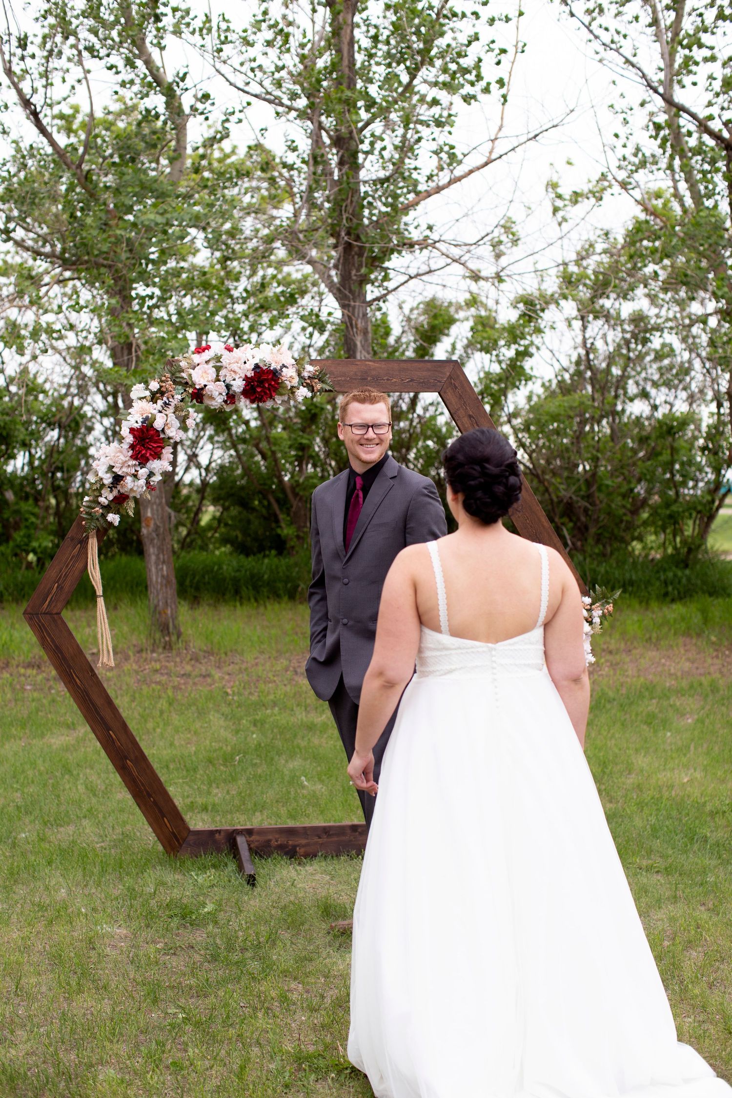 wedding photography, wedding portraits, portrait photographer, first look, summer wedding photography, couple photography, wedding couple