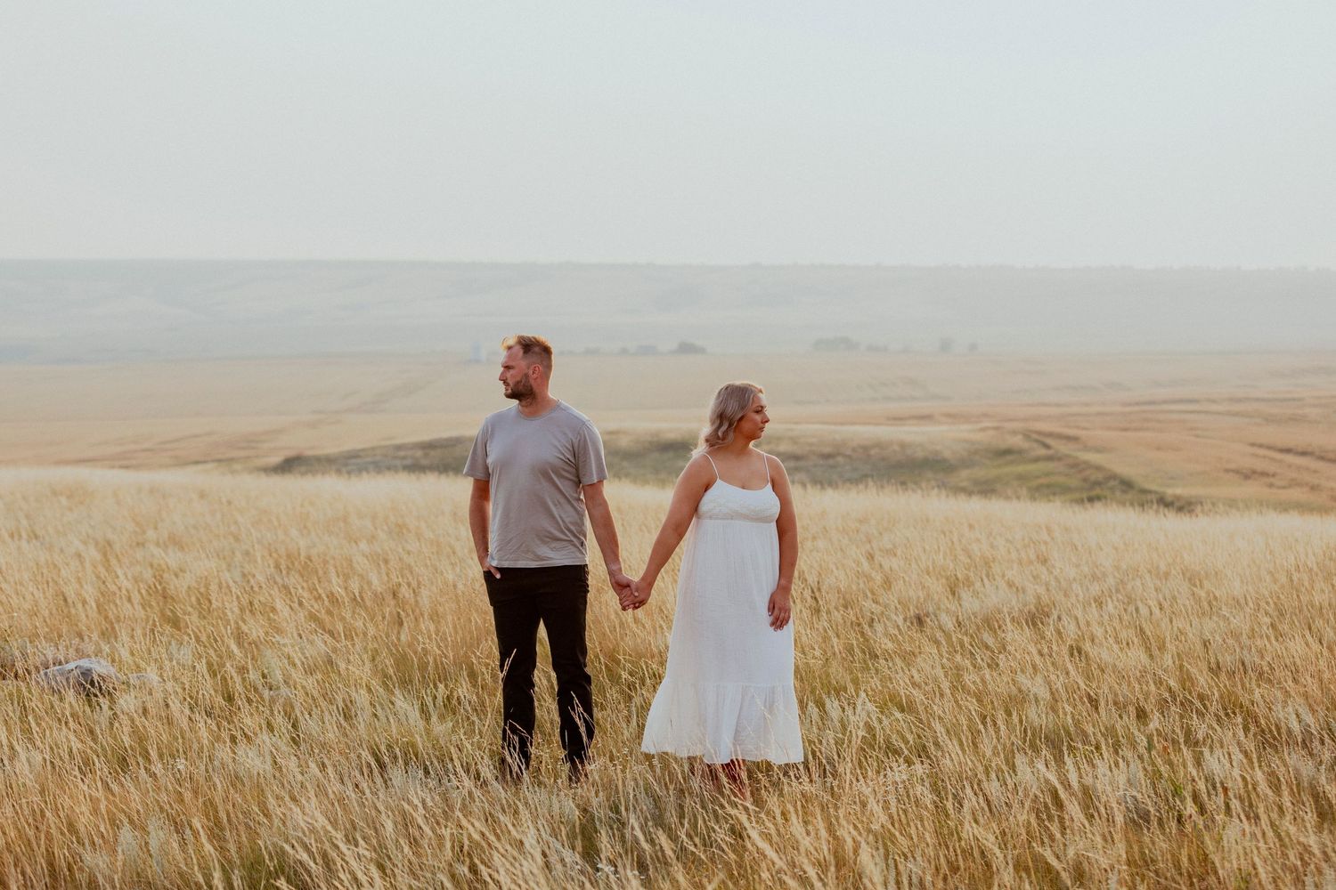 couple portrait, couple photographer, family photographer, saskatchewan photographer, sask photographer, life captured photography