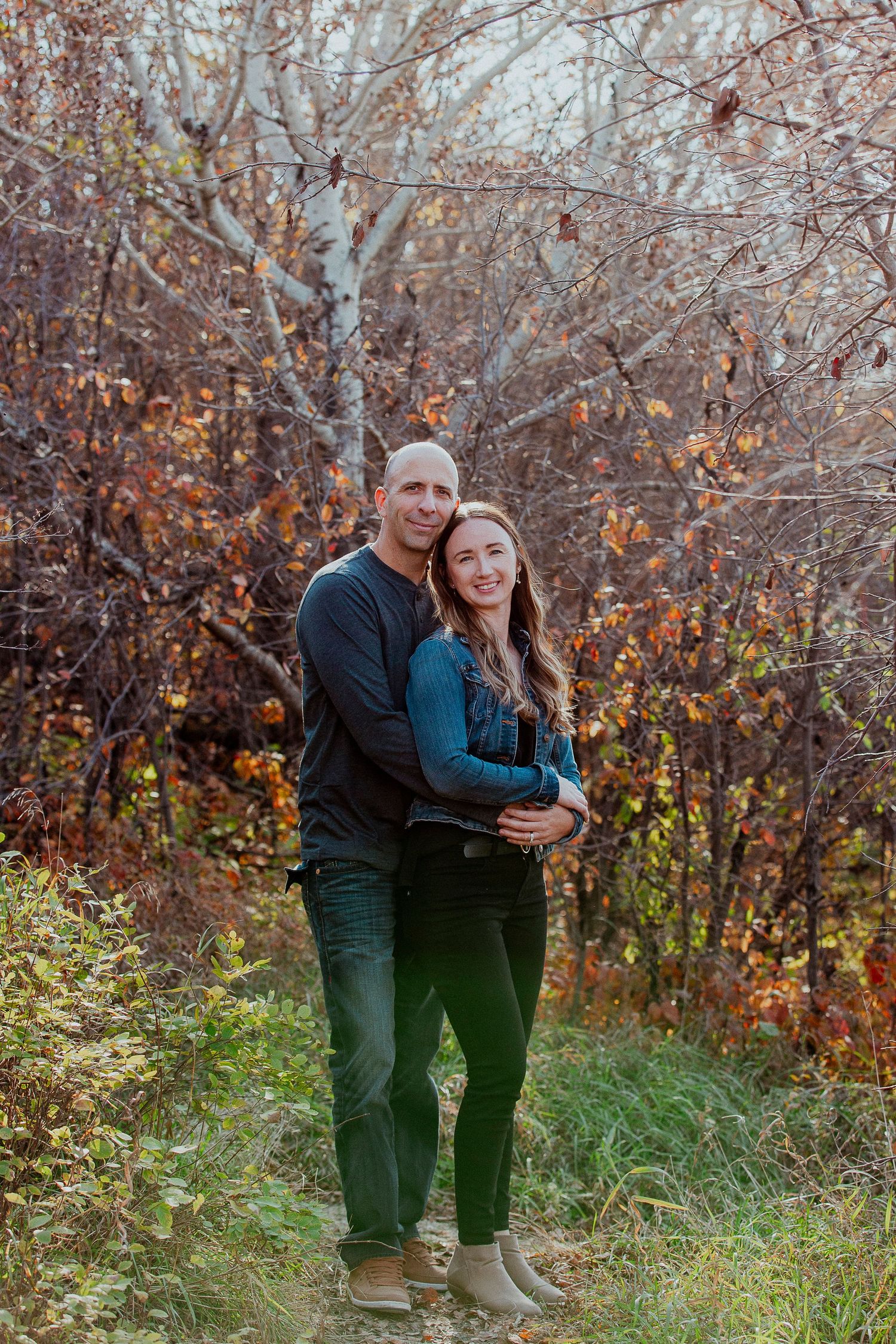 couple photographer, Fall photographer, couple moments, tender moments, love, portrait photographer