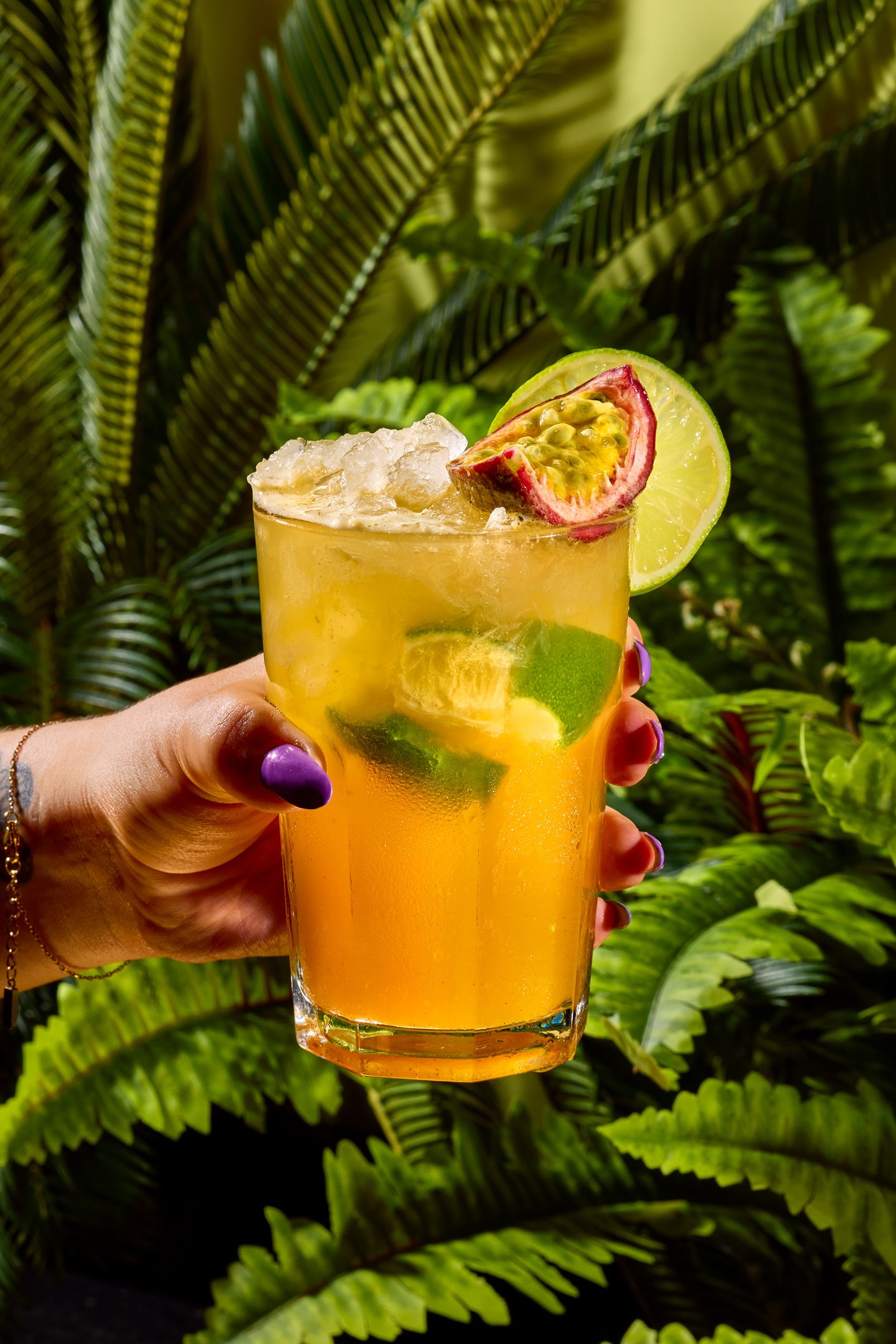 Jenni Helin is London based commercial food and still life photographer + director