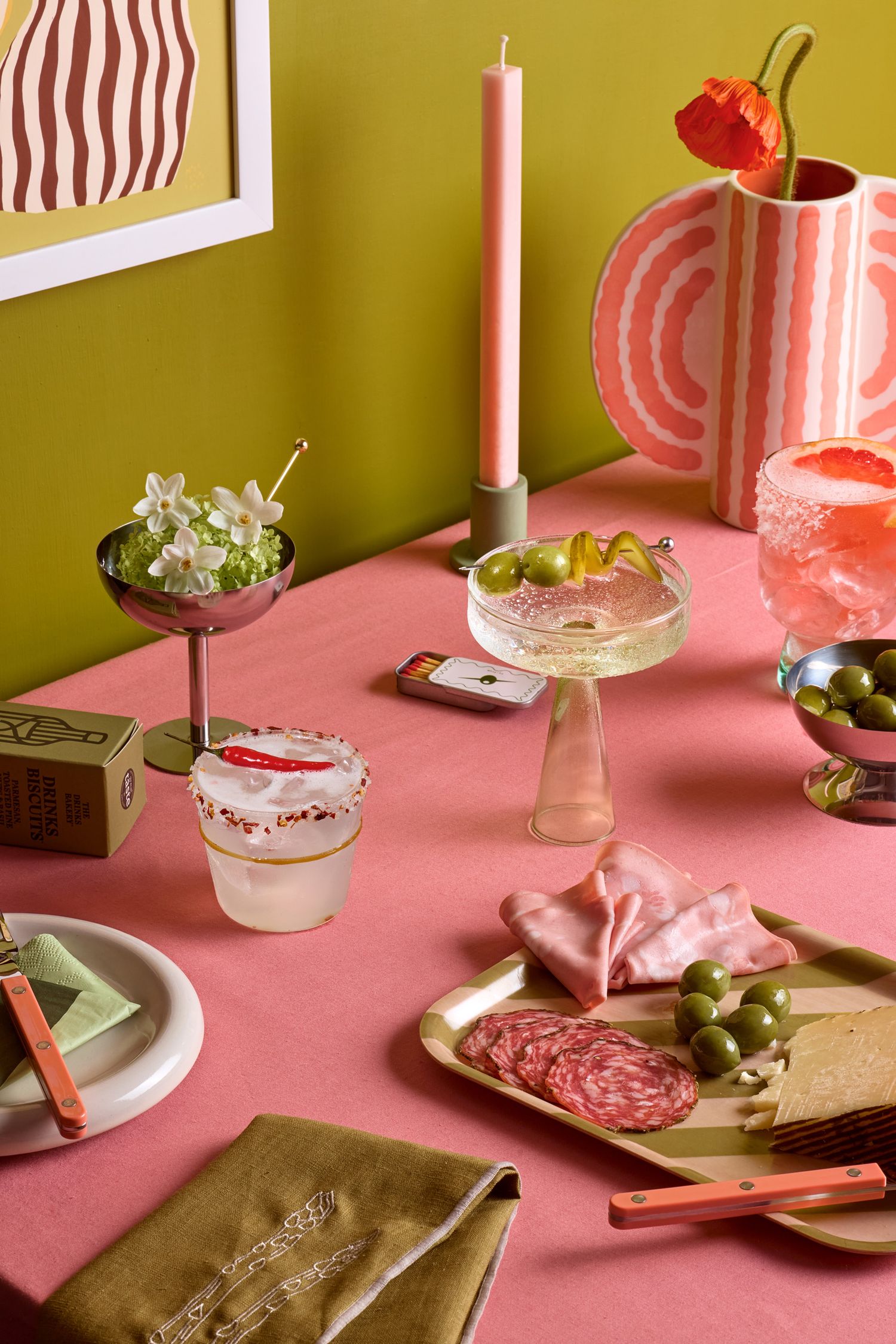 Jenni Helin is London based commercial food and still life photographer + director