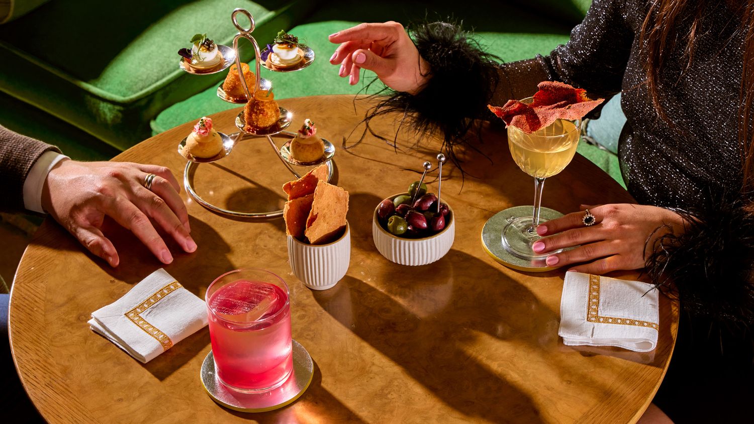 Jenni Helin is London based commercial food and still life photographer + director