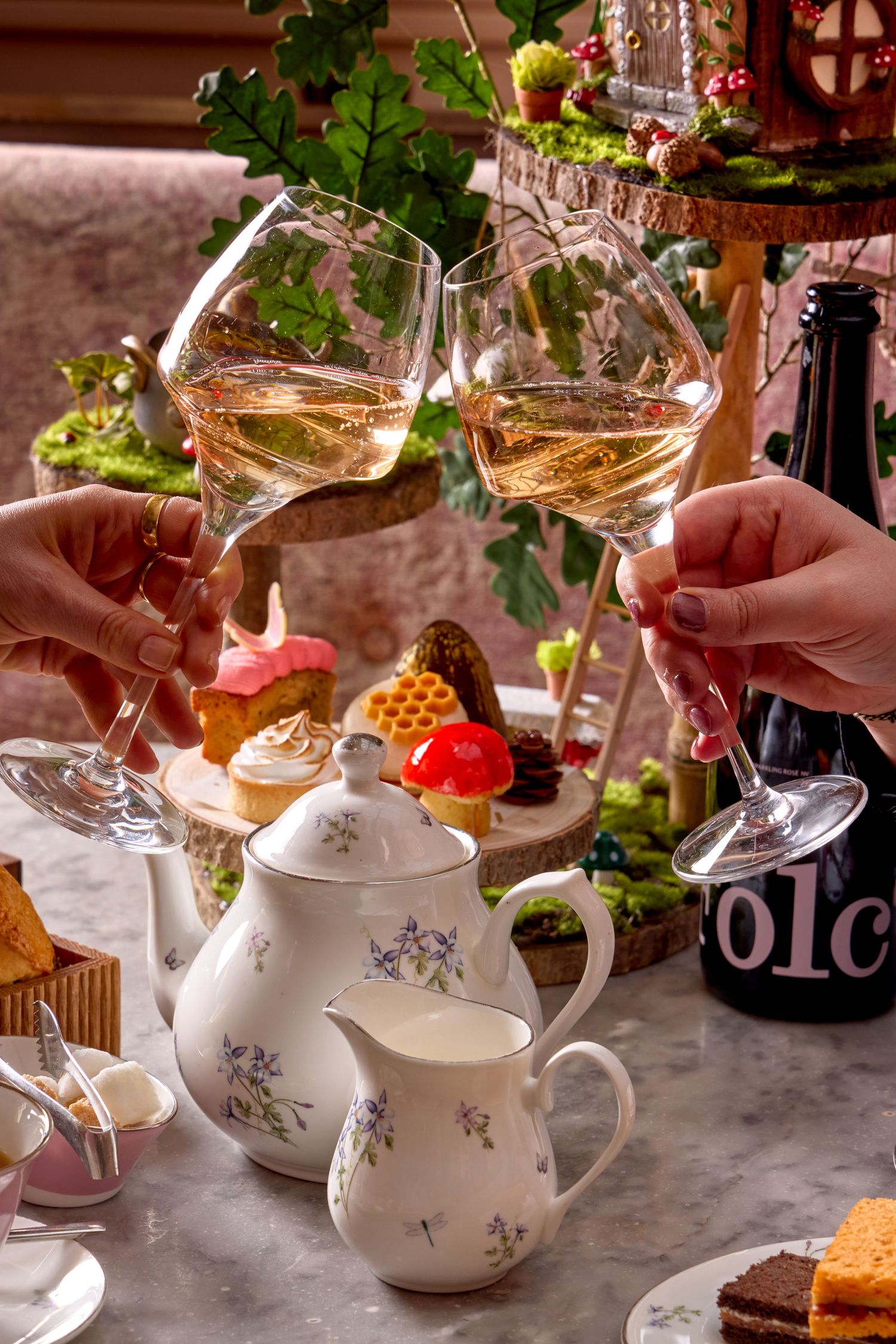 Jenni Helin is London based commercial food photographer who specialises in luxury hospitality