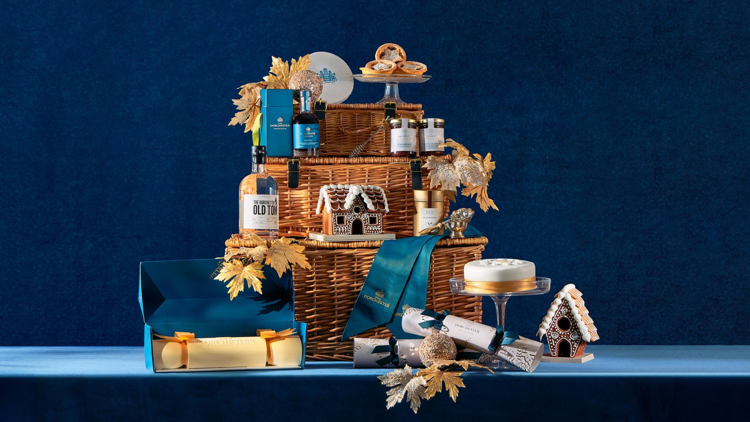 Jenni Helin is London based commercial food photographer who specialises in luxury hospitality