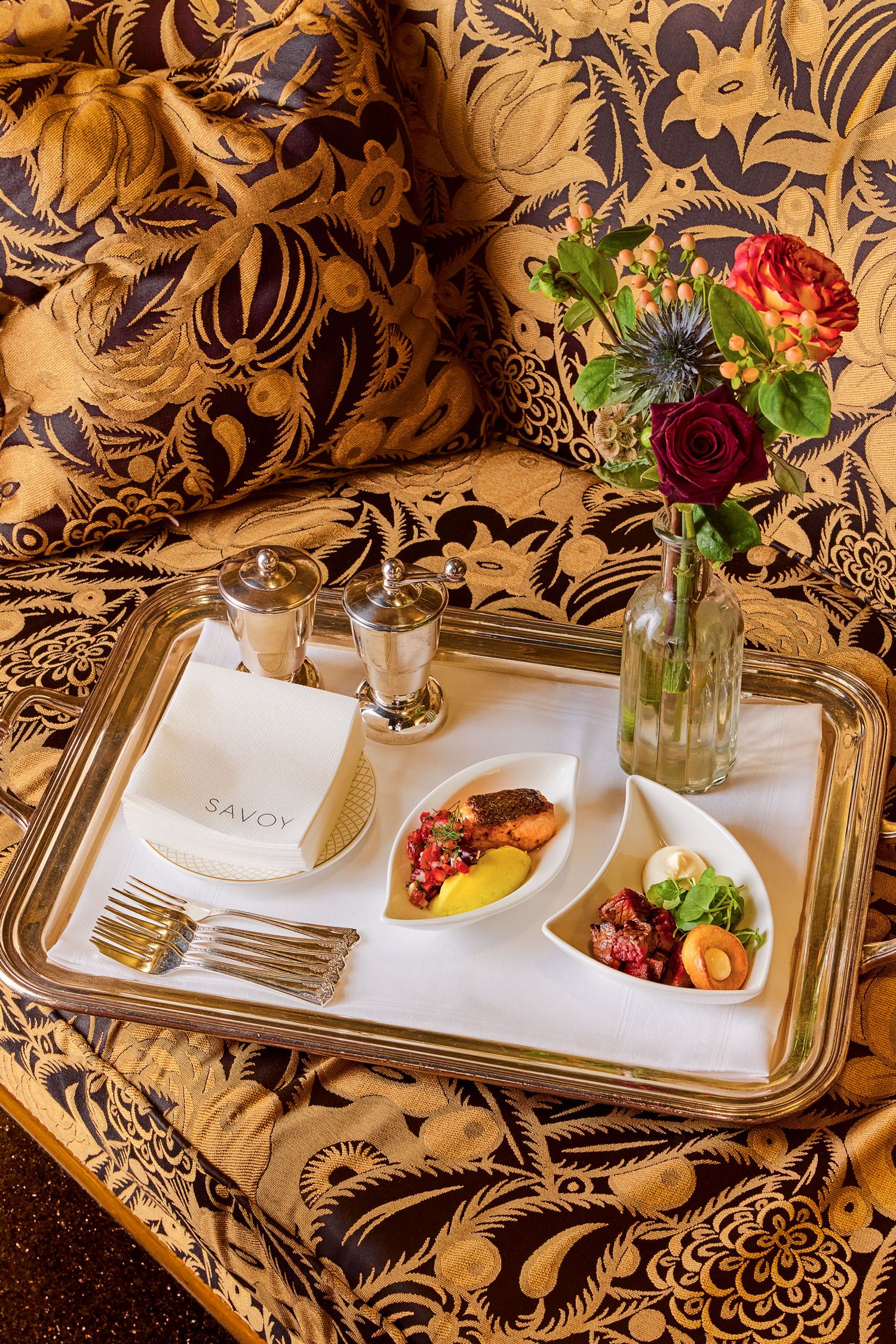 Jenni Helin is London based commercial food and still life photographer + director