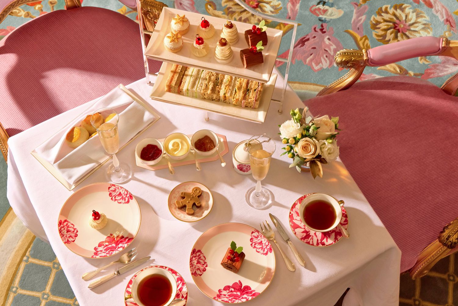 Jenni Helin is London based commercial food photographer and director for luxury brands
