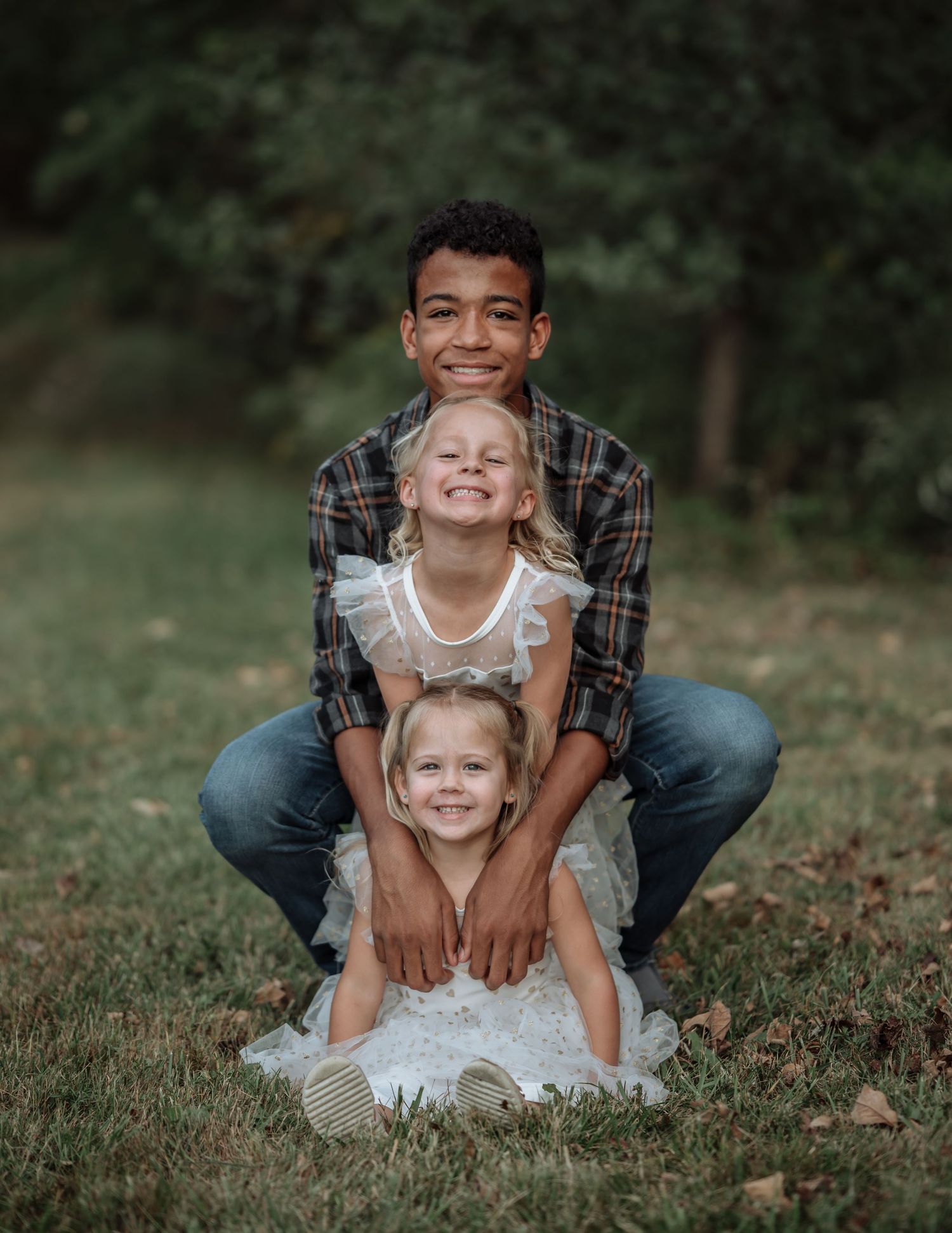 Fall outdoor family portrait session on At Ease Estate